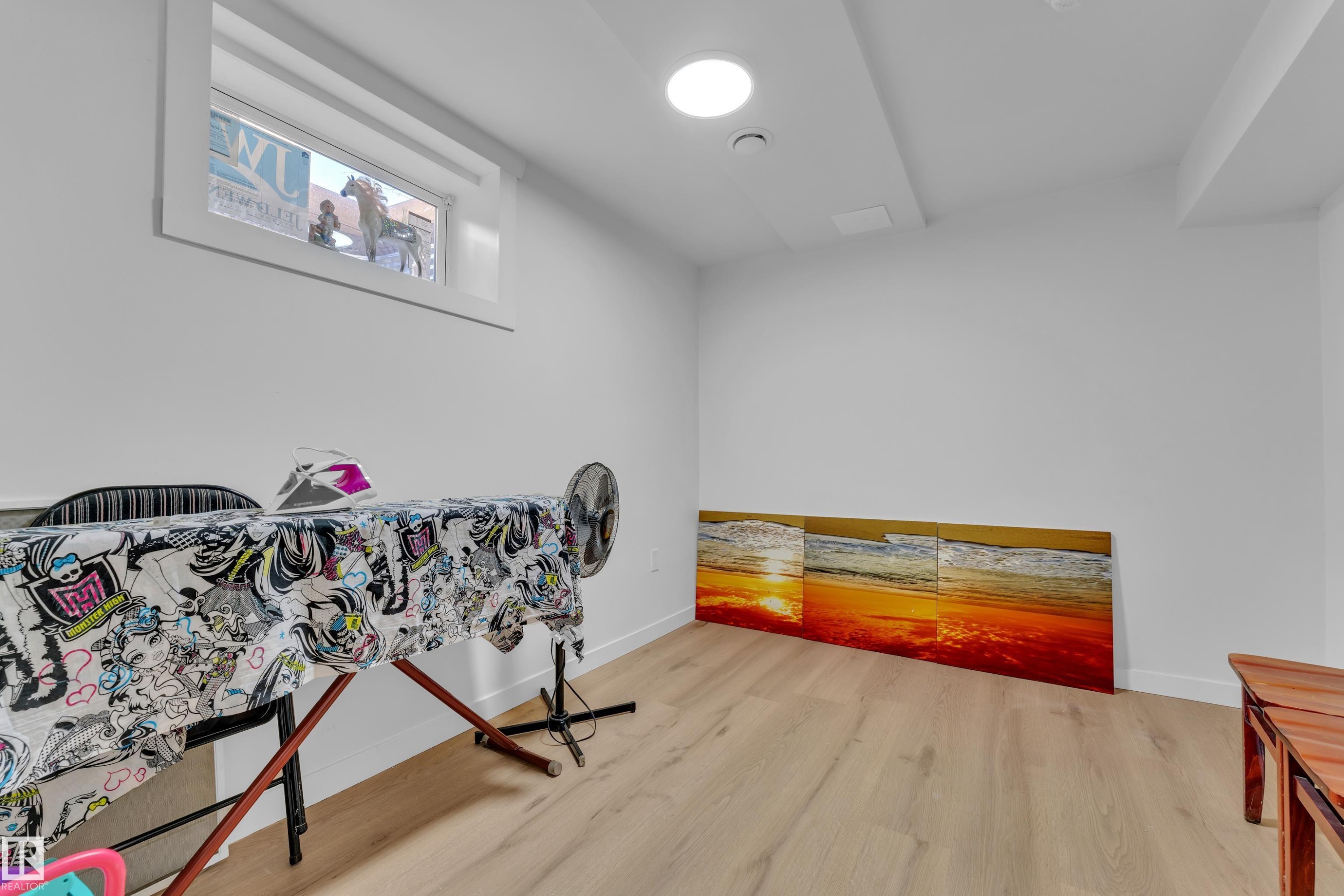 4819 30 Avenue, Edmonton, AB - Indoor