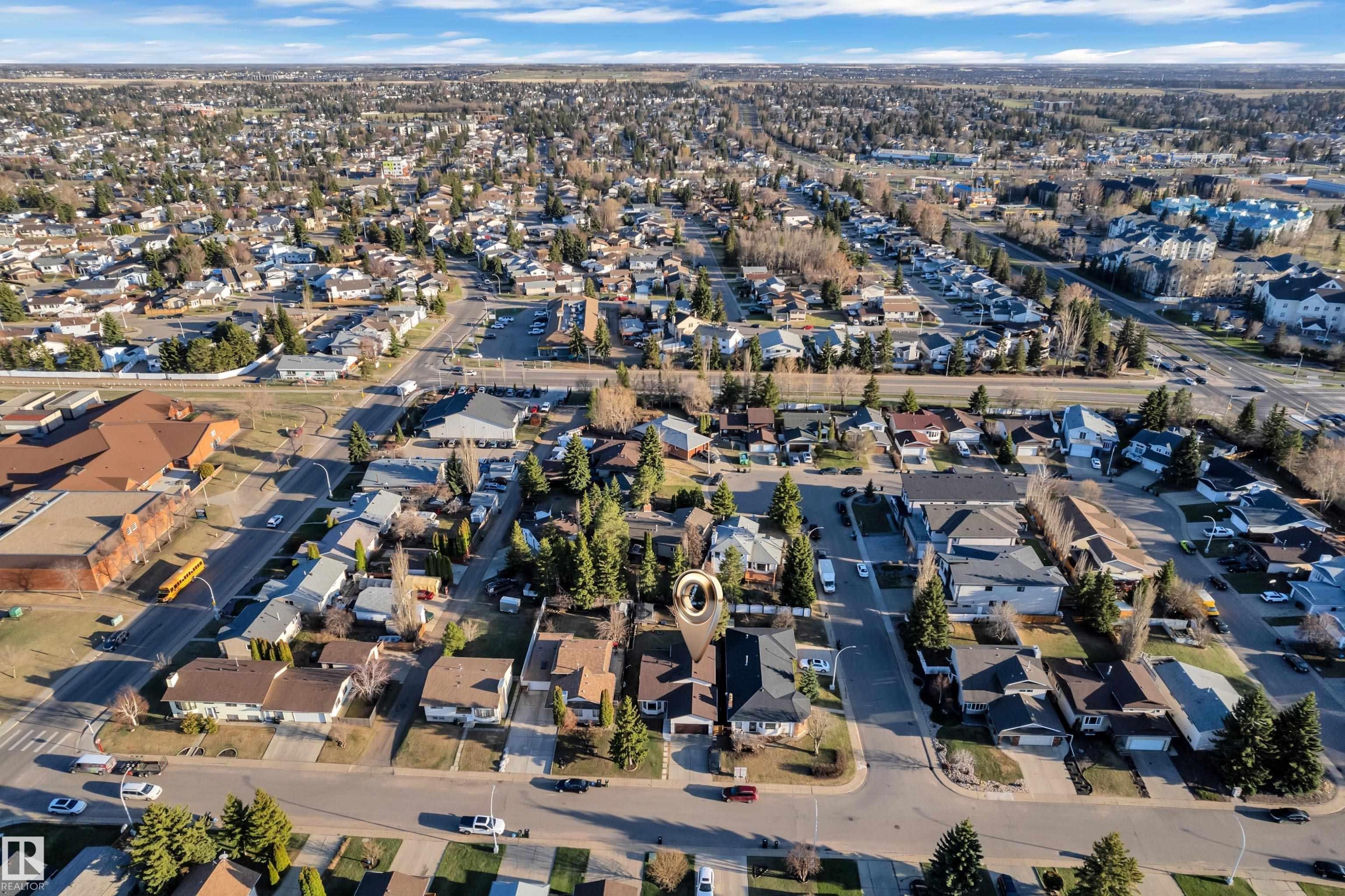 4819 30 Avenue, Edmonton, AB - Outdoor With View