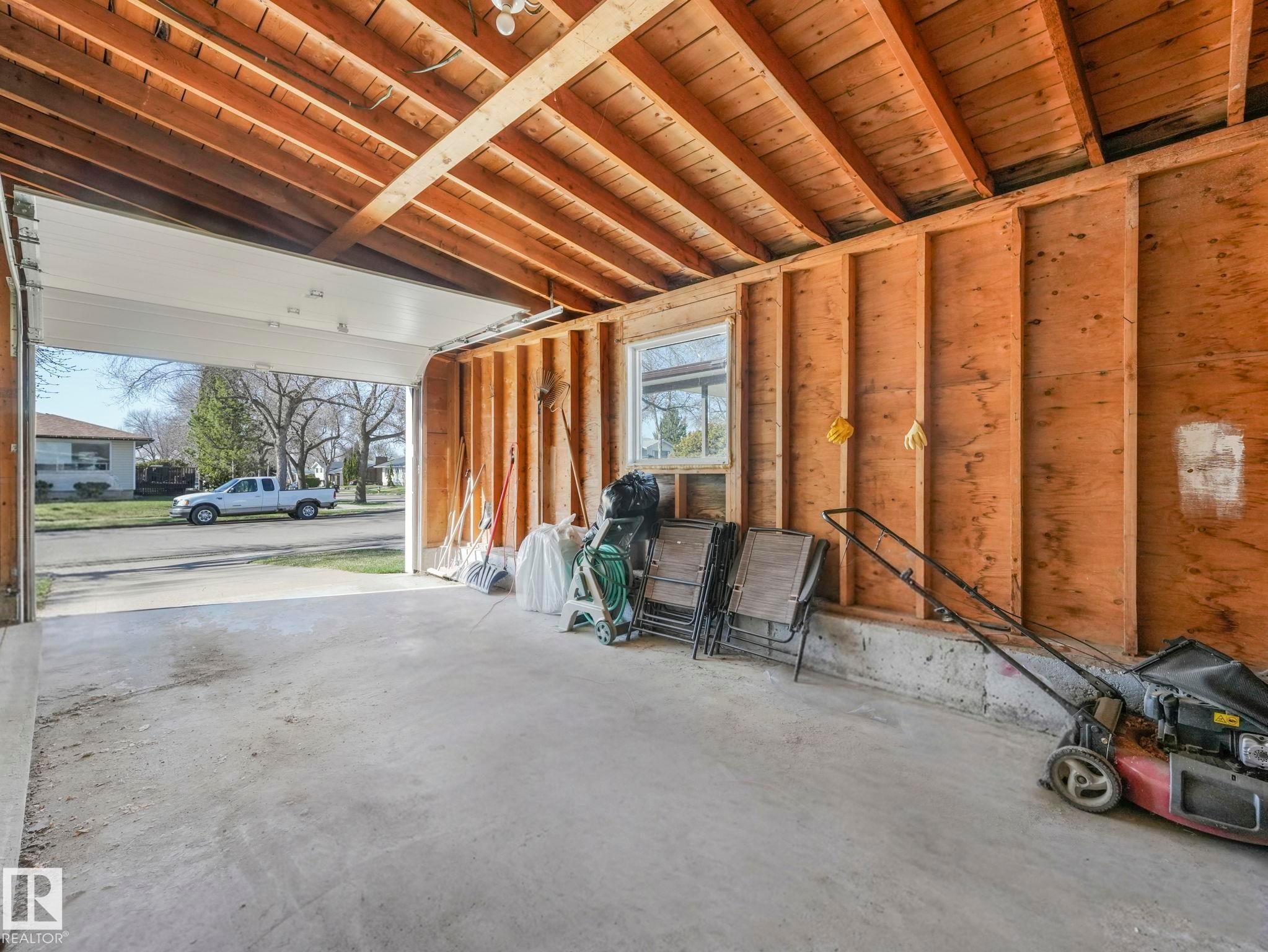 5916 148 Avenue, Edmonton, AB - Indoor