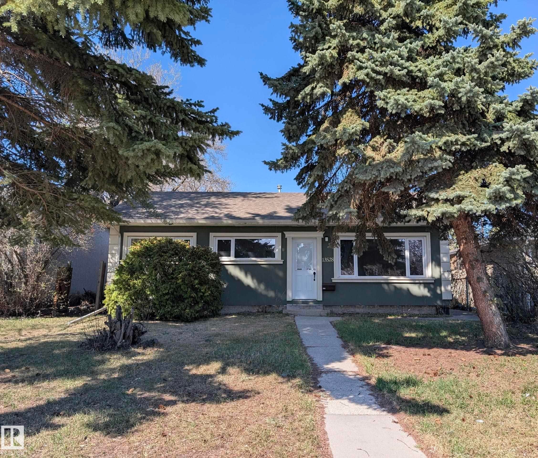 13528 139 Street, Edmonton, AB - Outdoor