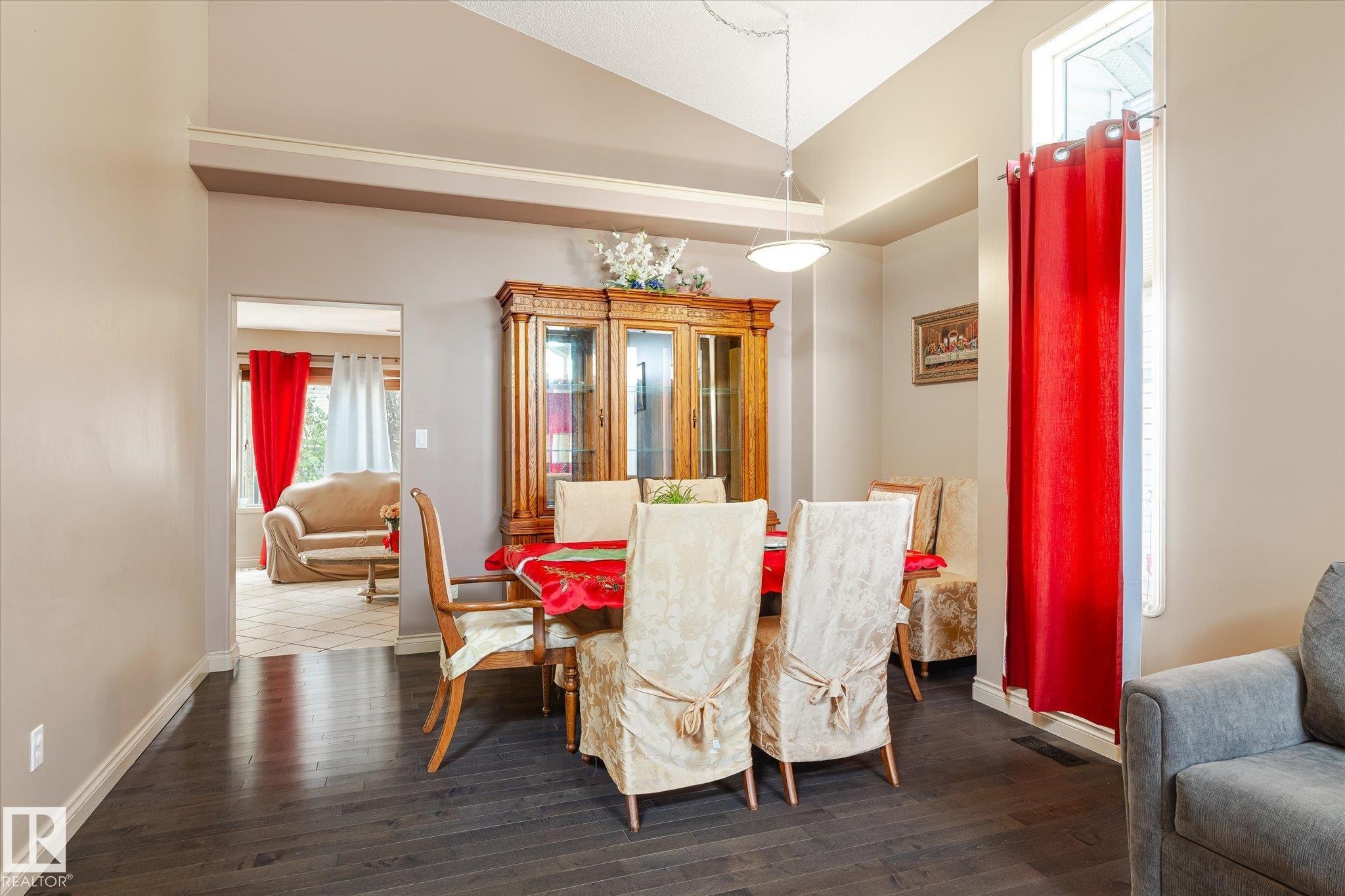 4908 187 Street, Edmonton, AB - Indoor Photo Showing Other Room