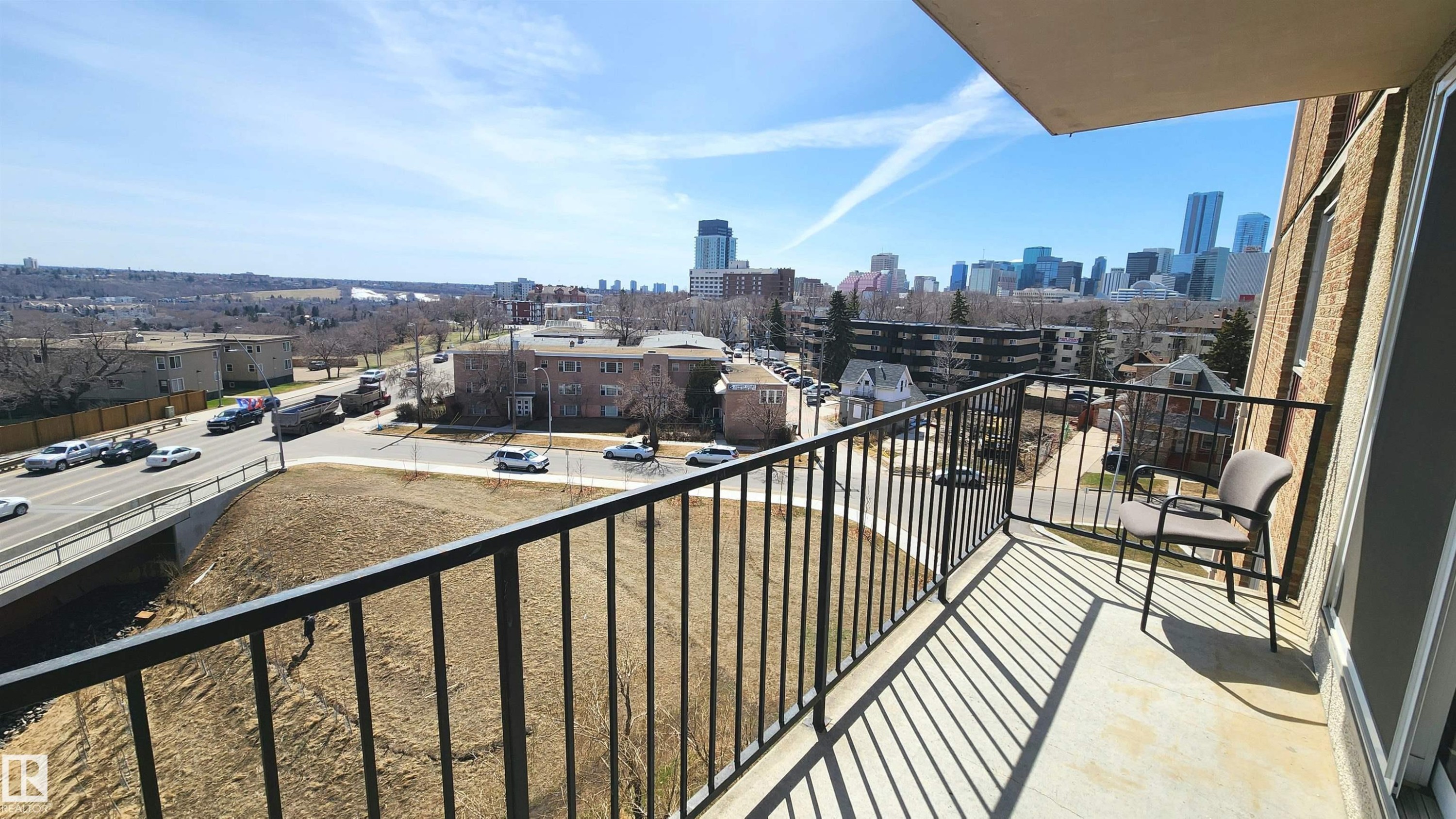 Private balcony featuring a black metal railing and concrete flooring - 603 9028 Jasper Avenue, Edmonton, AB - Outdoor With View With Exterior
