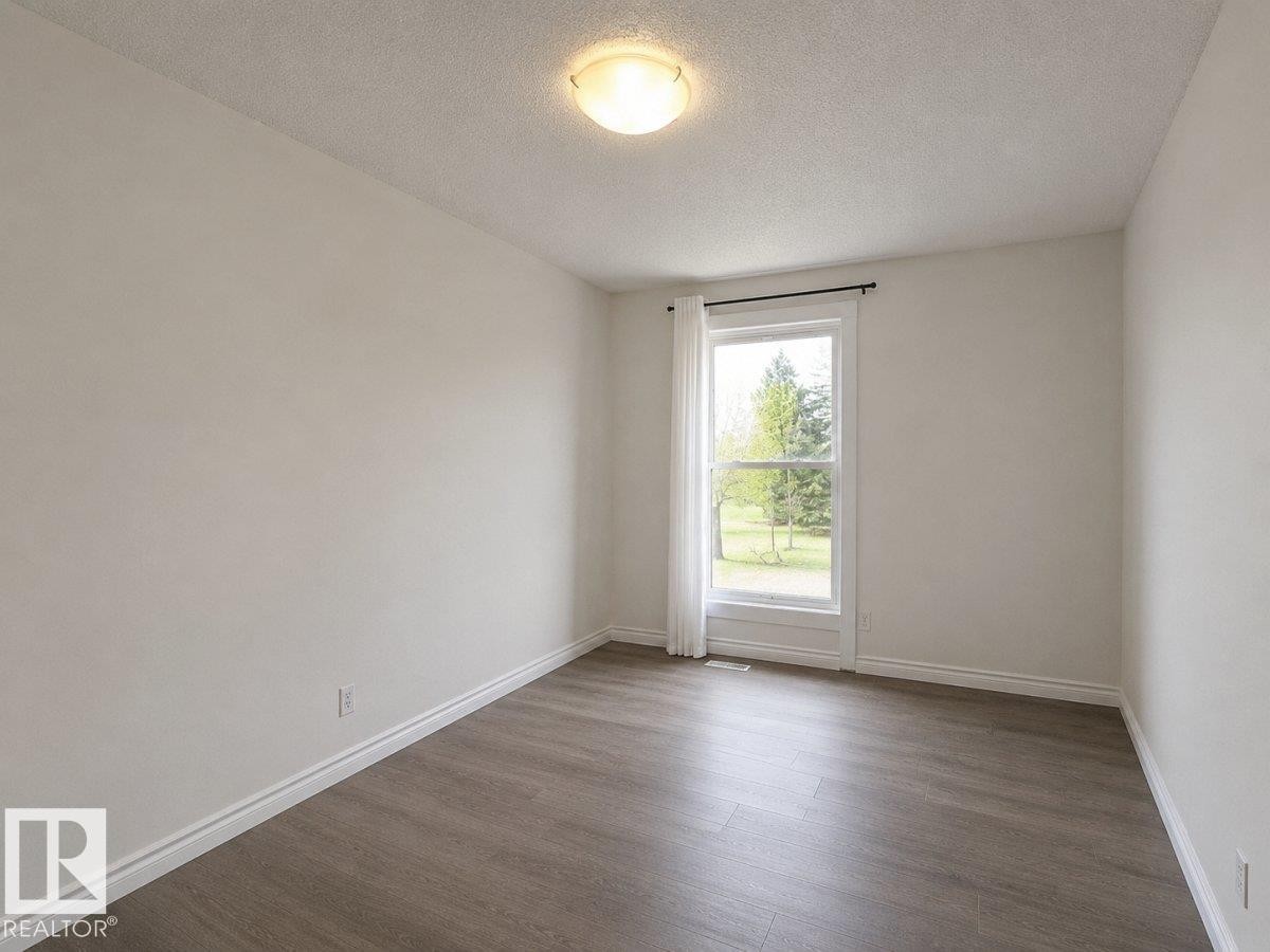 14458 56 Street, Edmonton, AB - Indoor Photo Showing Other Room