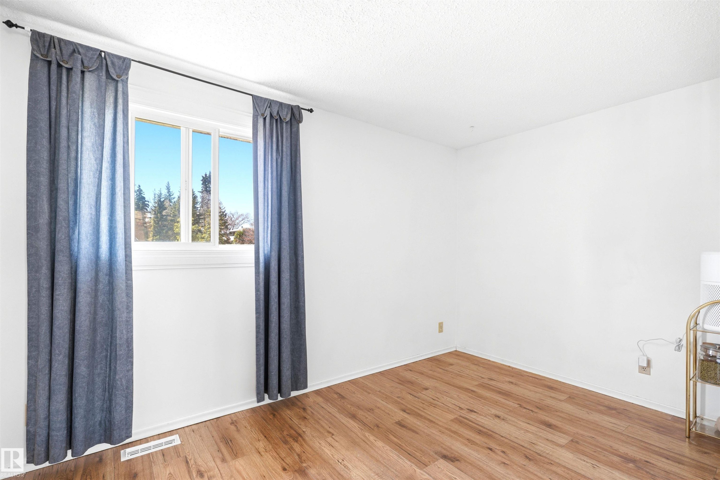 61 Ridgewood Terrace, St. Albert, AB - Indoor Photo Showing Other Room