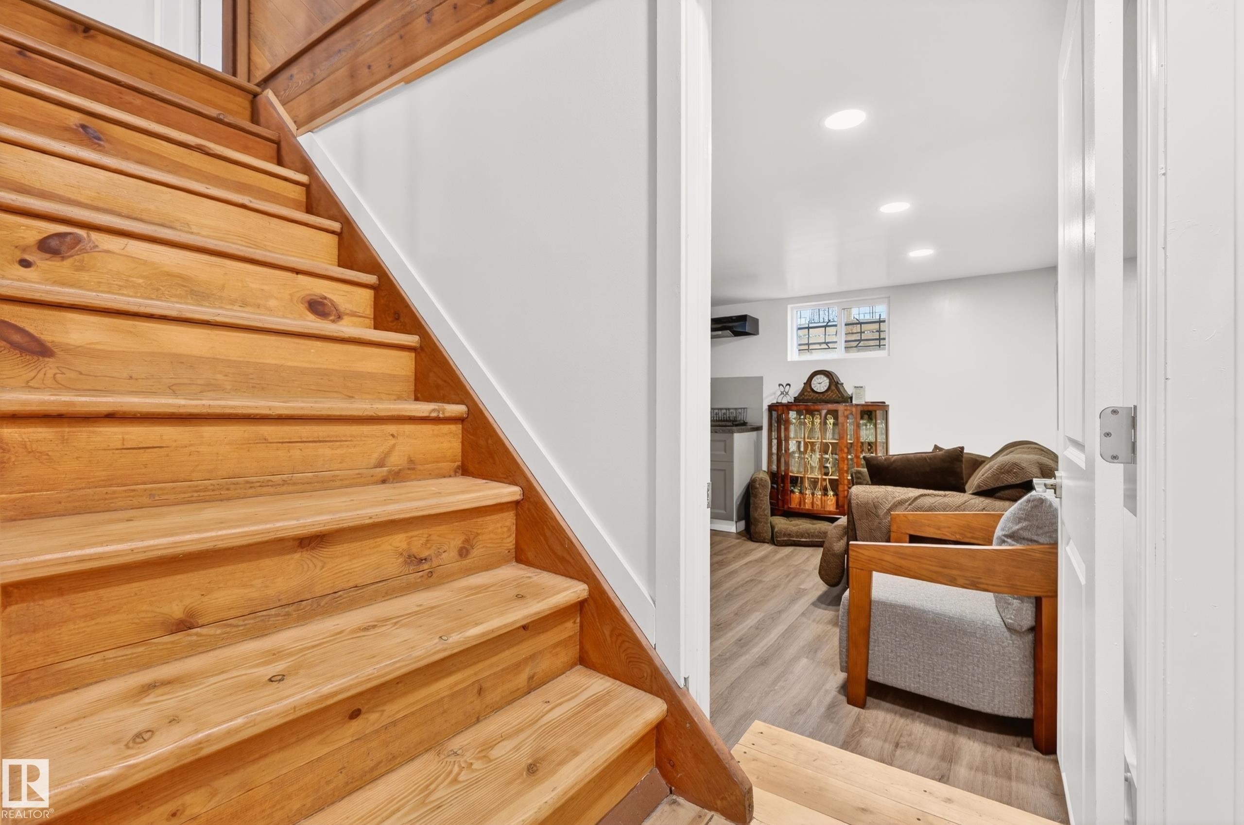 6807 112A Street, Edmonton, AB - Indoor Photo Showing Other Room