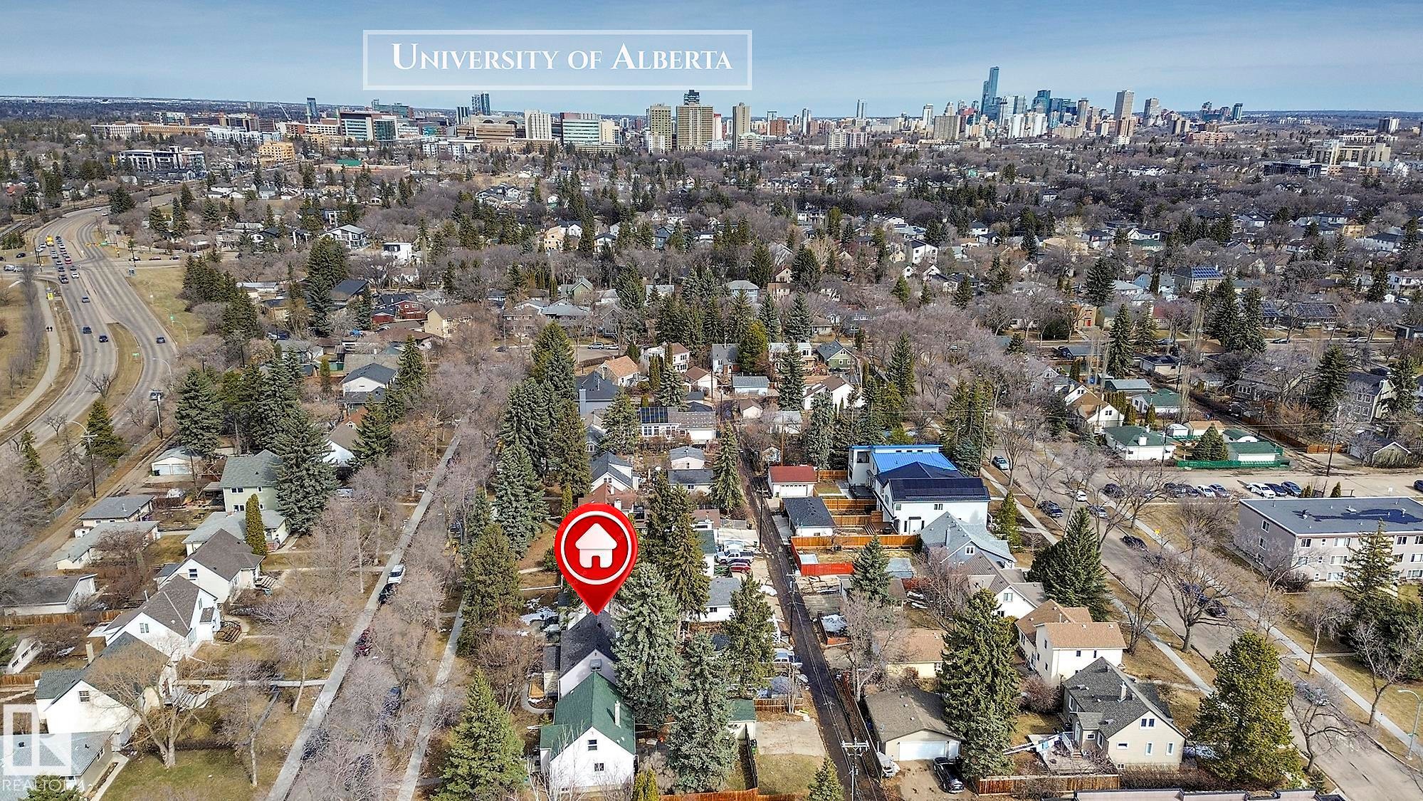 6807 112A Street, Edmonton, AB - Outdoor With View