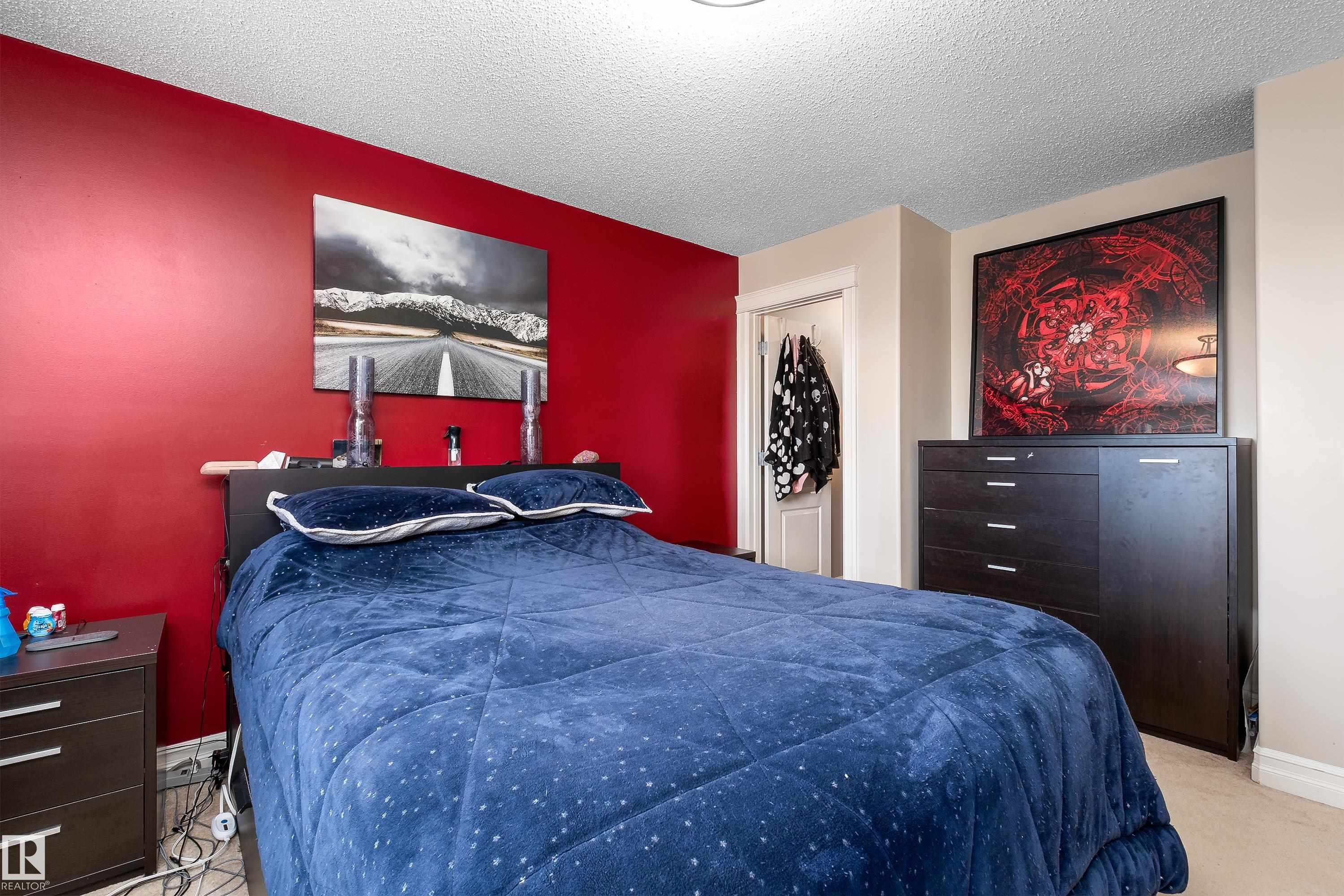 4 Spring Grove Crescent, Spruce Grove, AB - Indoor Photo Showing Bedroom