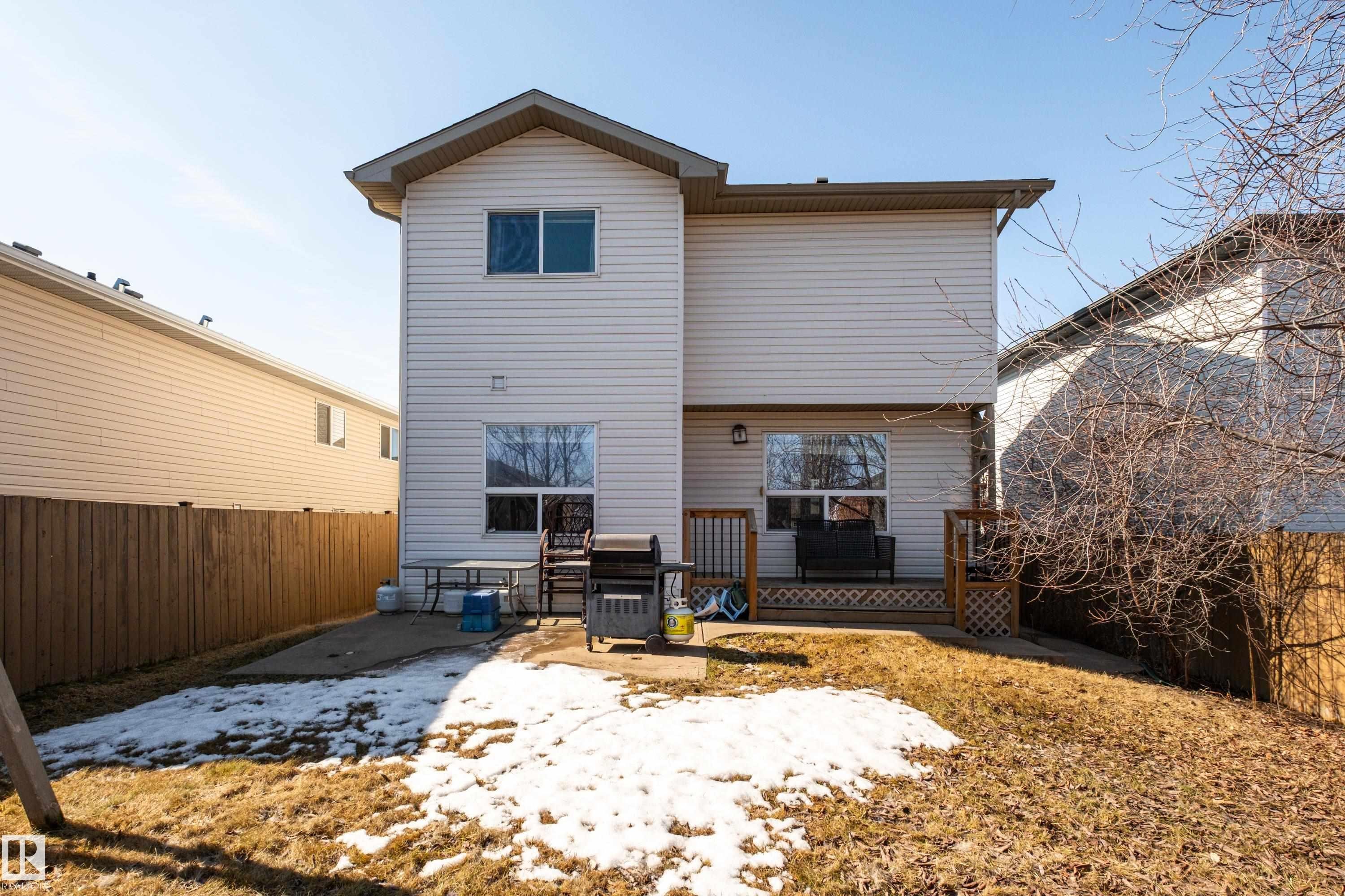 4 Spring Grove Crescent, Spruce Grove, AB - Outdoor With Exterior