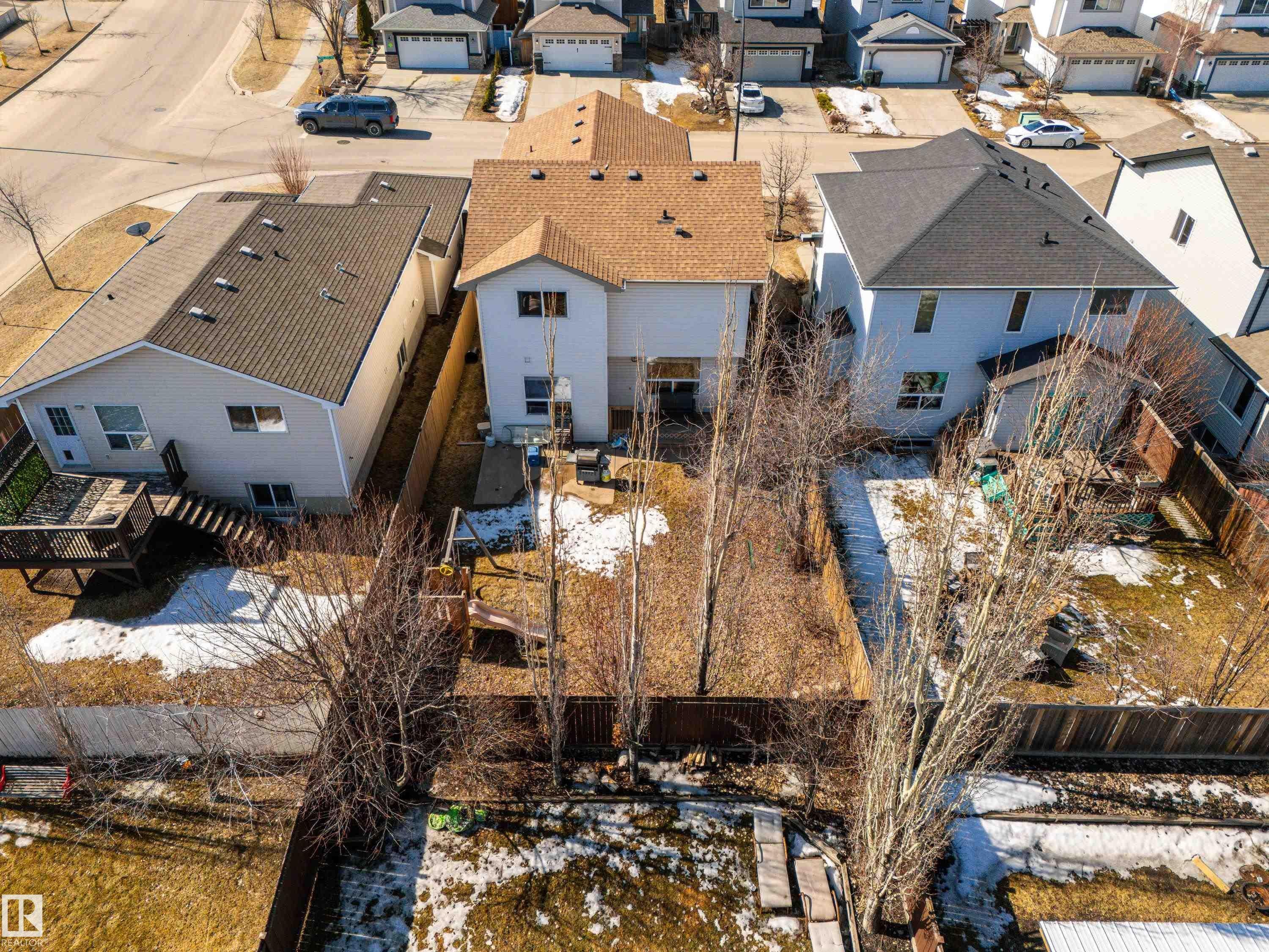 4 Spring Grove Crescent, Spruce Grove, AB - Outdoor