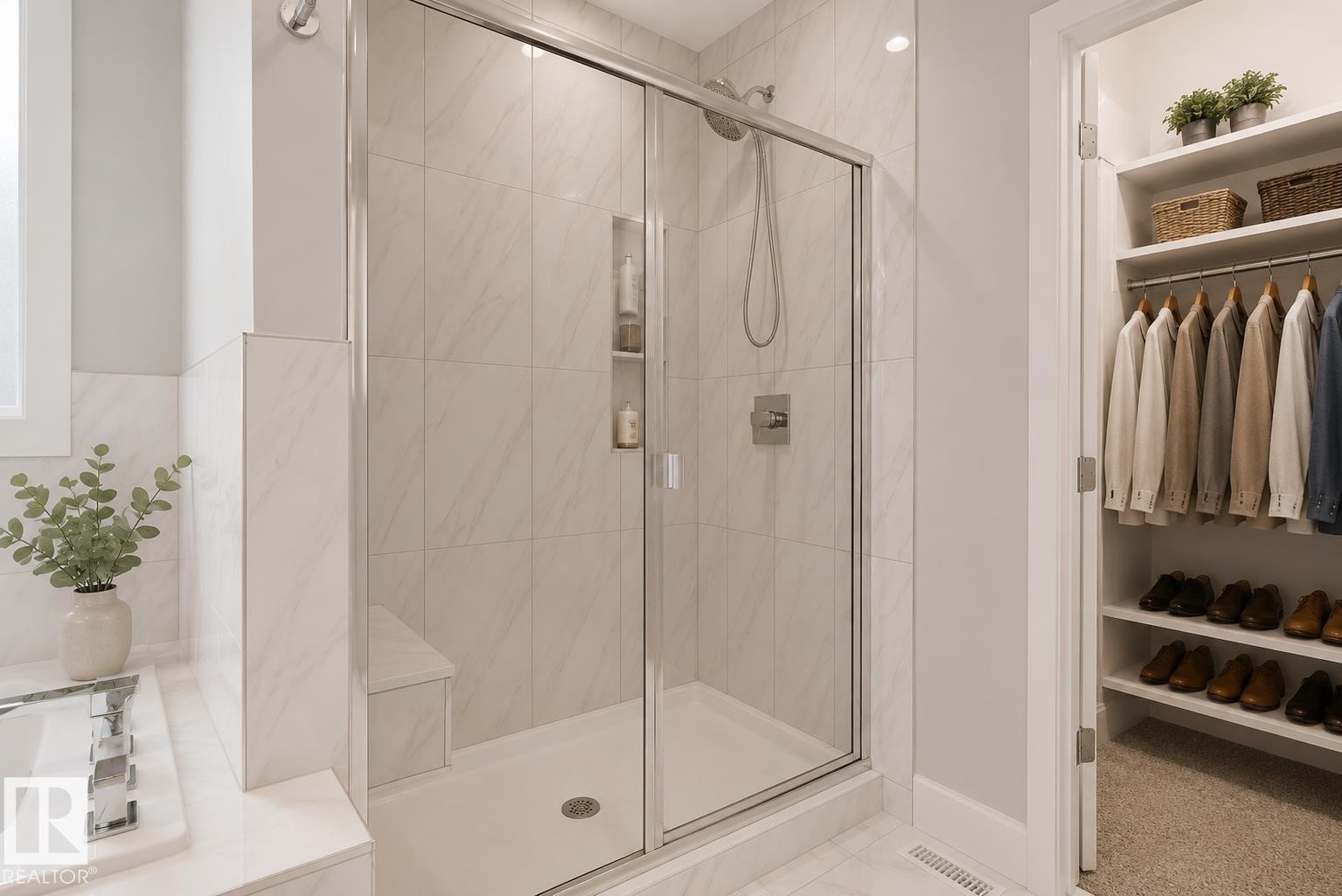Walk-in shower with clear glass enclosure and built-in bench. Virtually Staged. - 635 42 Street, Edmonton, AB - Indoor Photo Showing Bathroom
