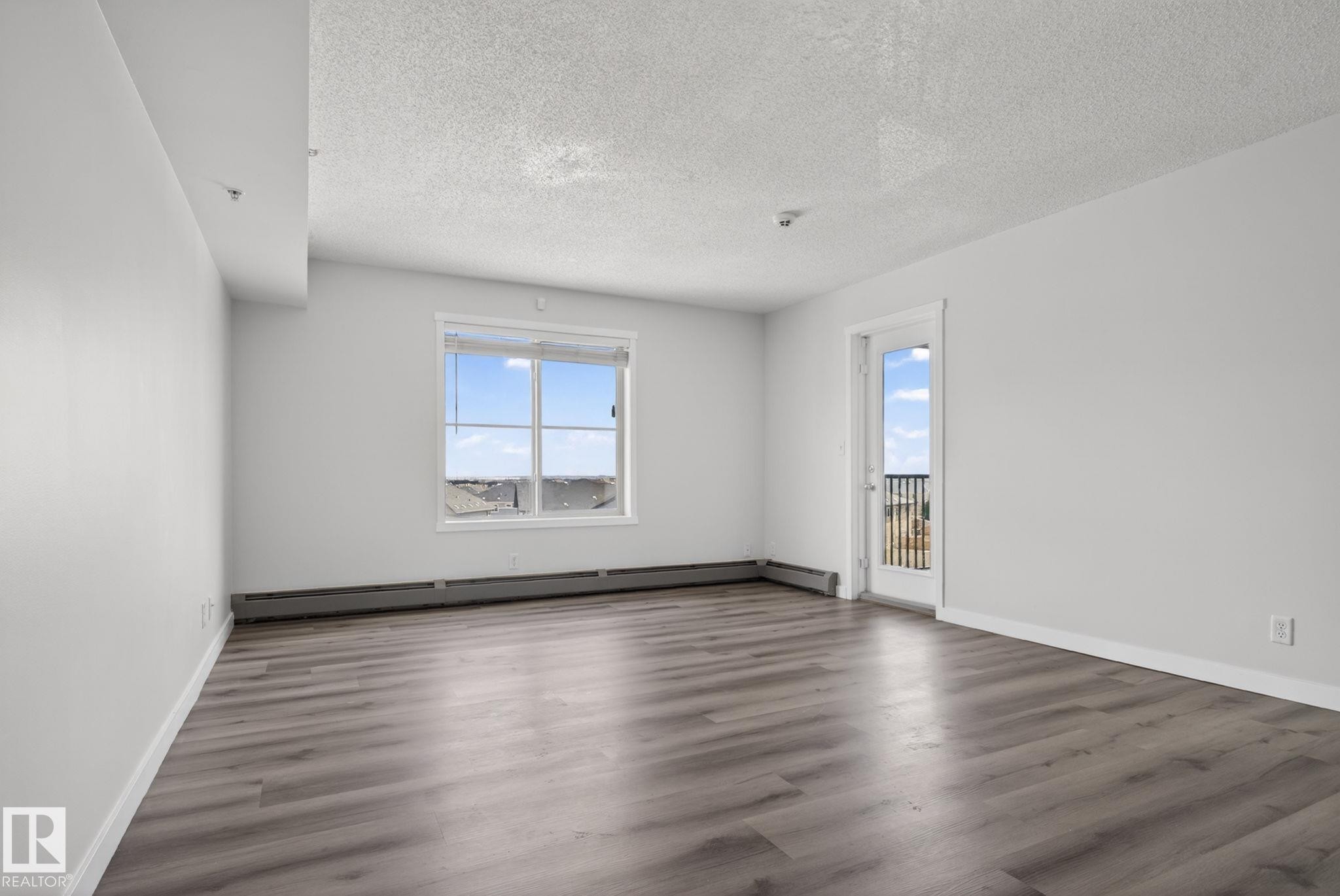 412 3315 James Mowatt Trail, Edmonton, AB - Indoor Photo Showing Other Room