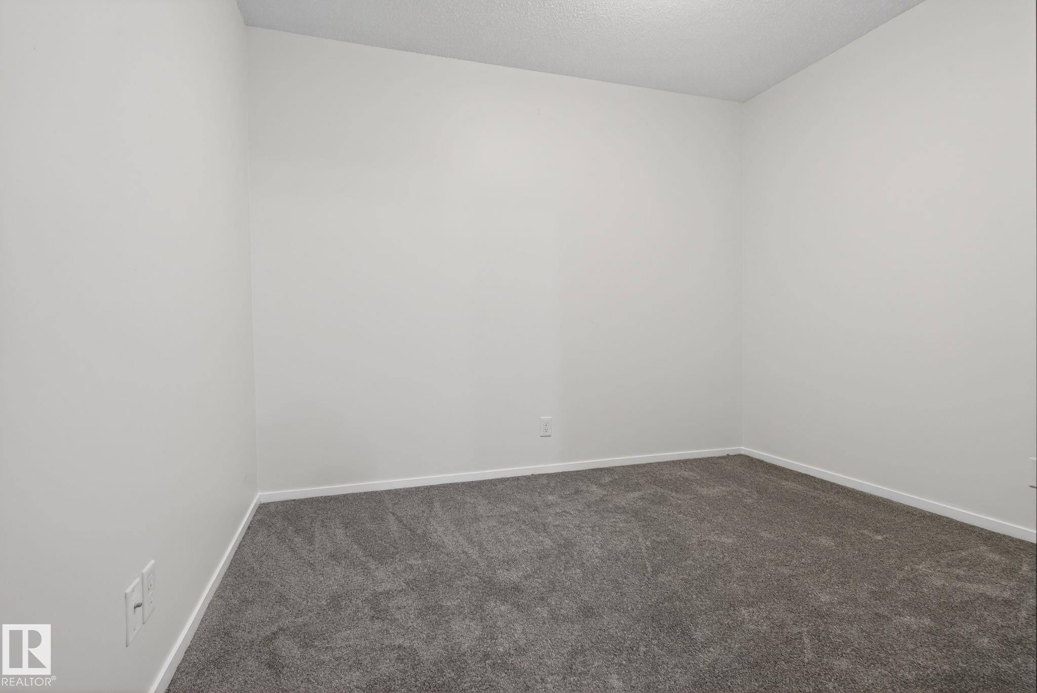 412 3315 James Mowatt Trail, Edmonton, AB - Indoor Photo Showing Other Room