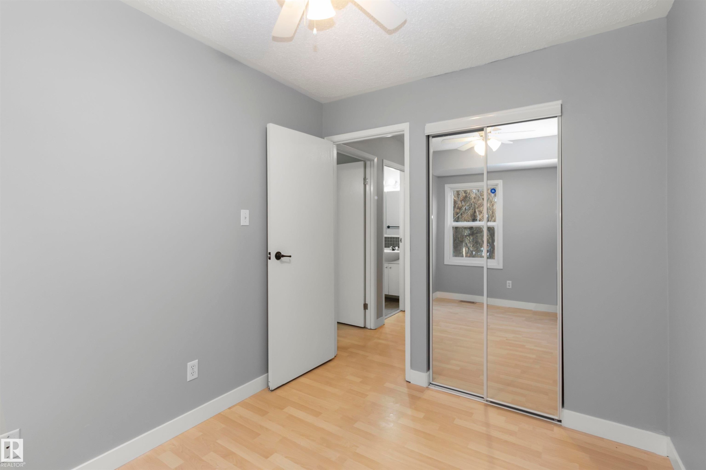 18 Willowdale Place, Edmonton, AB - Indoor Photo Showing Other Room