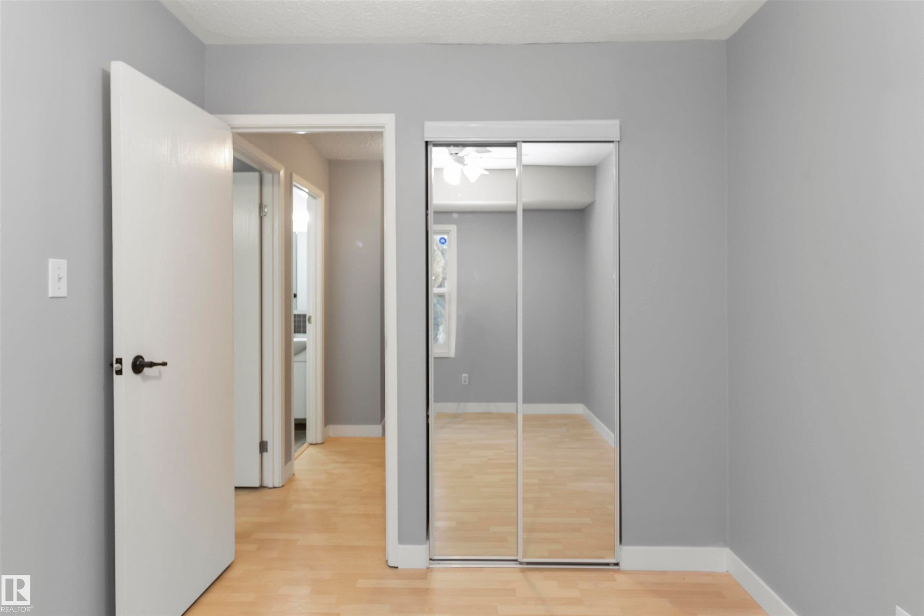 18 Willowdale Place, Edmonton, AB - Indoor Photo Showing Other Room