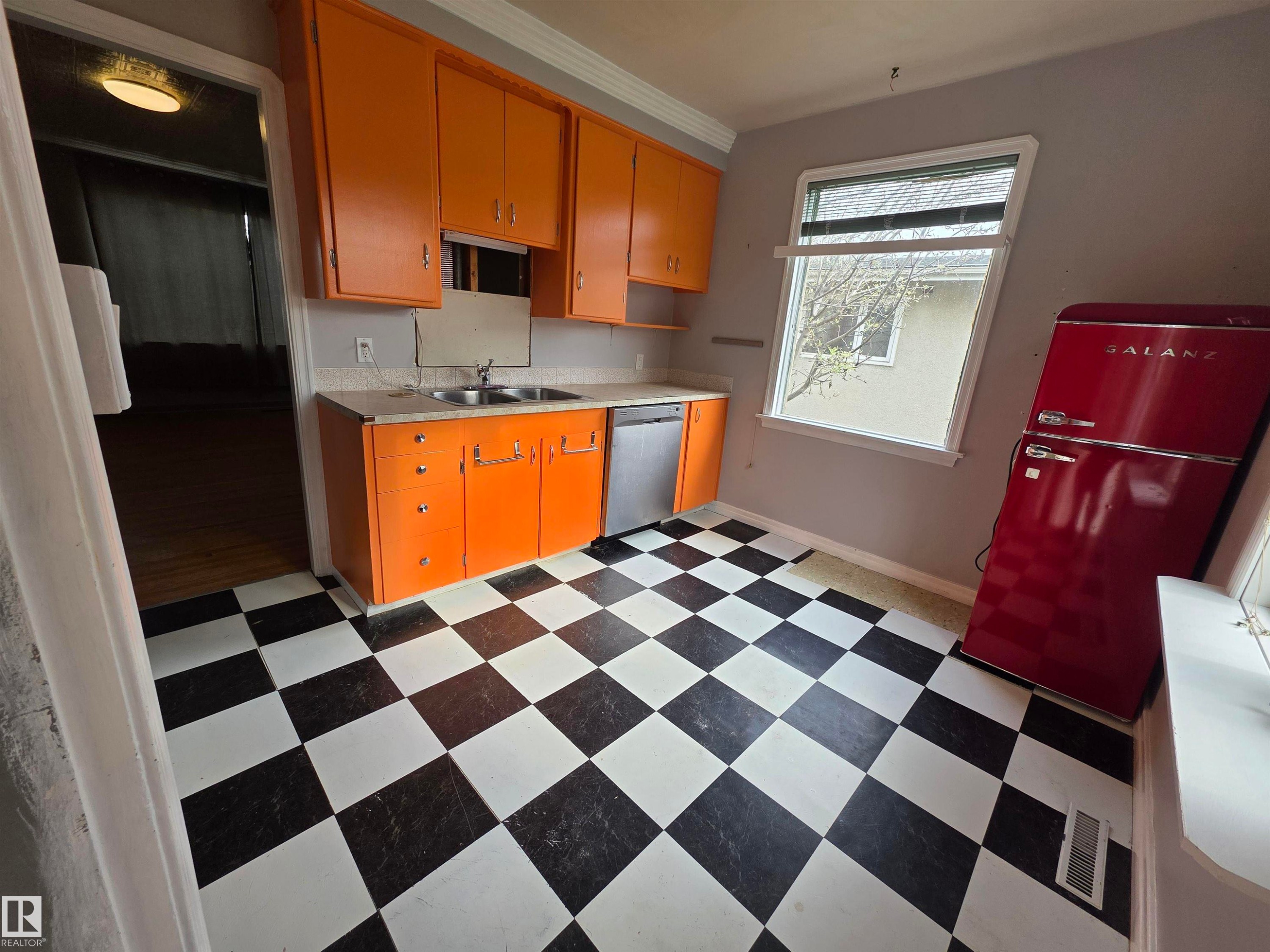 11926 125 Street, Edmonton, AB