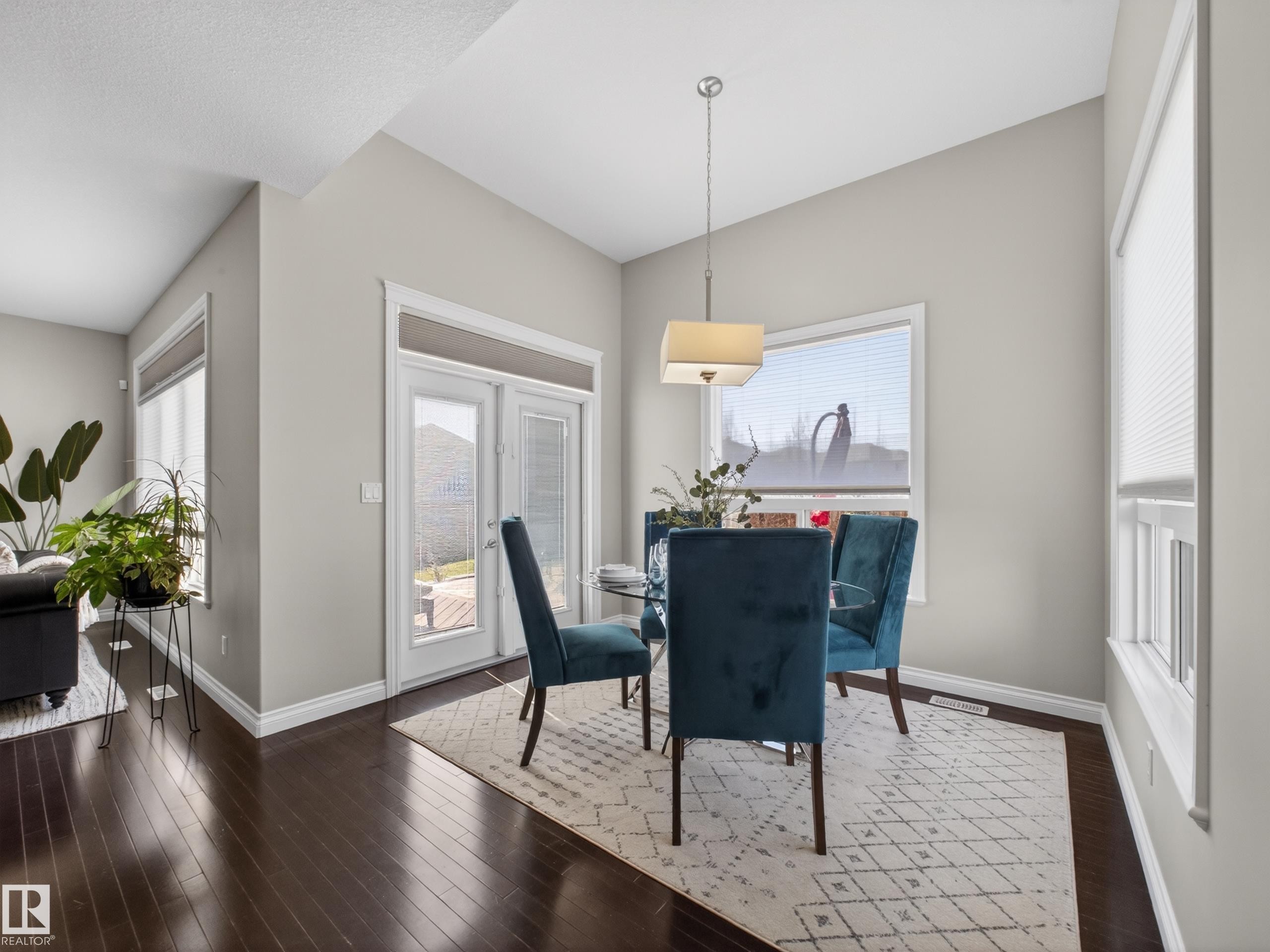 1473 Wates Link, Edmonton, AB - Indoor Photo Showing Dining Room