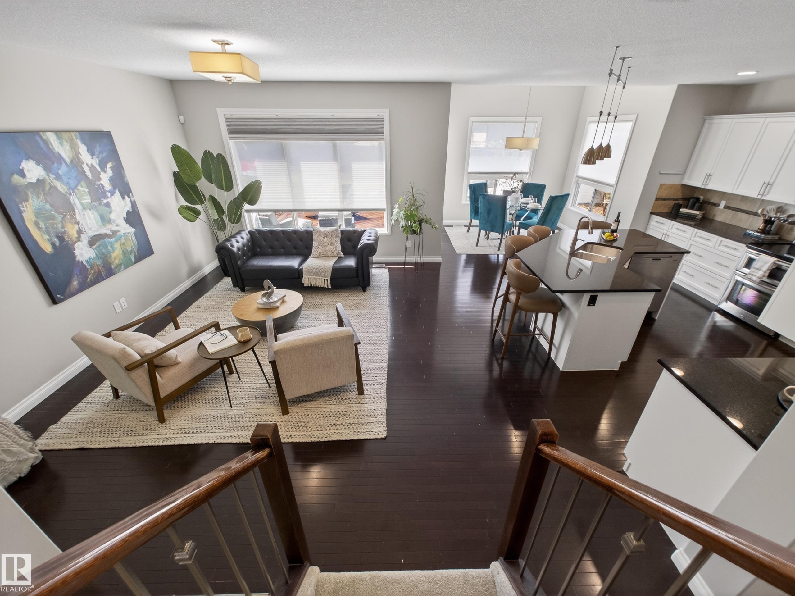 1473 Wates Link, Edmonton, AB - Indoor Photo Showing Living Room