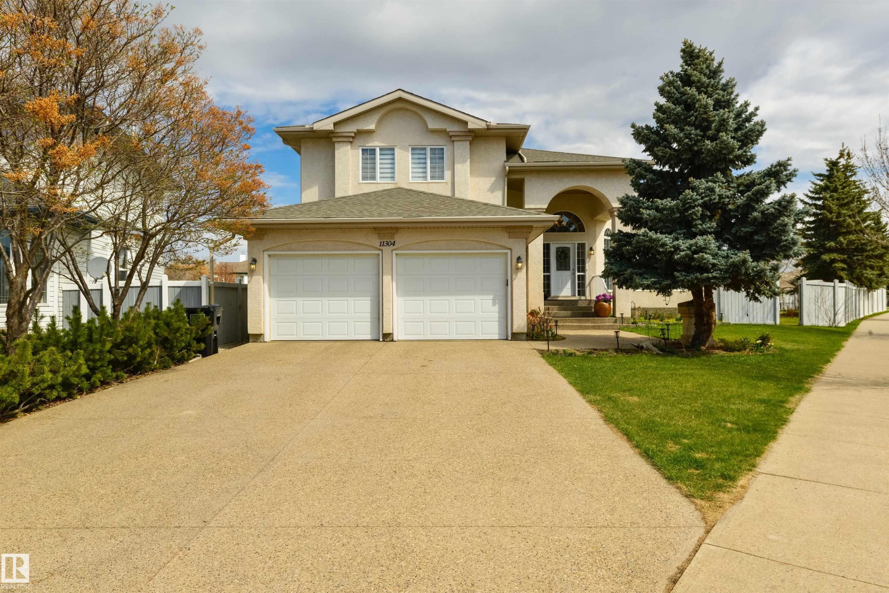 11304 9 Avenue, Edmonton, AB - Outdoor With Facade