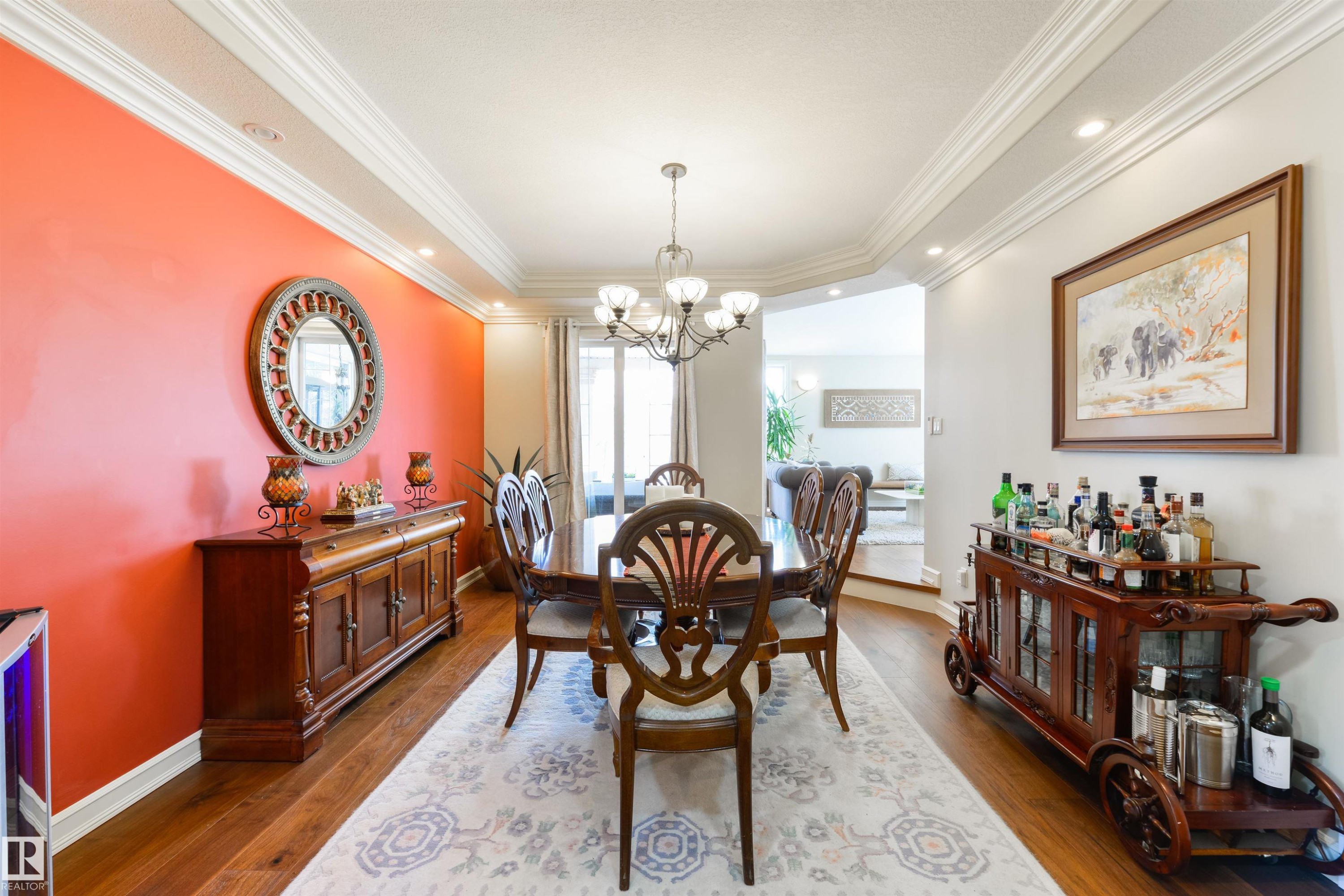 11304 9 Avenue, Edmonton, AB - Indoor Photo Showing Dining Room