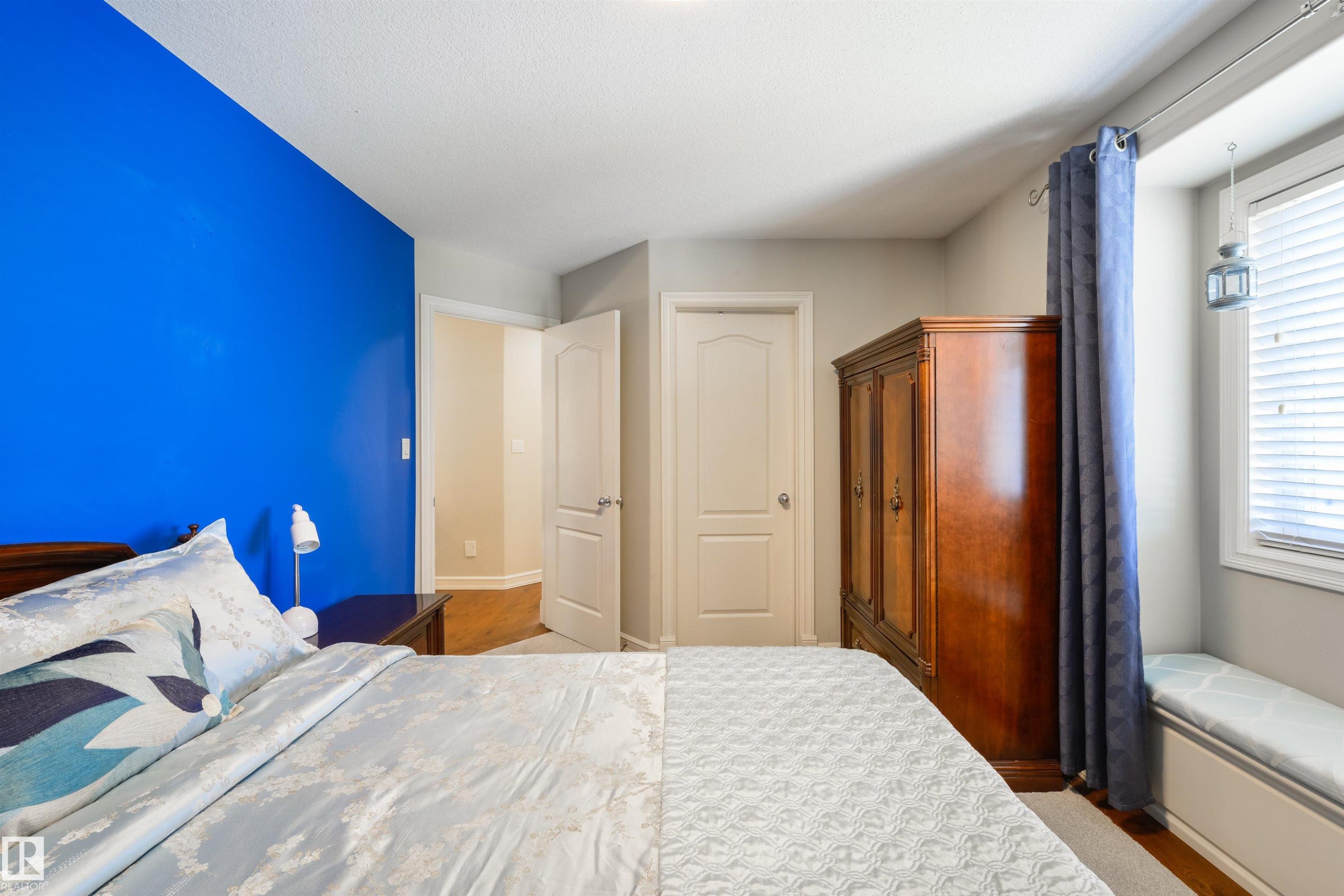 11304 9 Avenue, Edmonton, AB - Indoor Photo Showing Bedroom