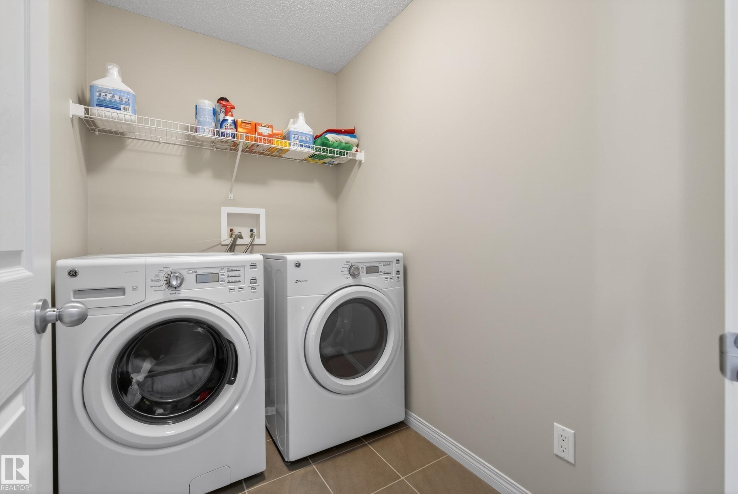 757 Eagleson Crescent, Edmonton, AB