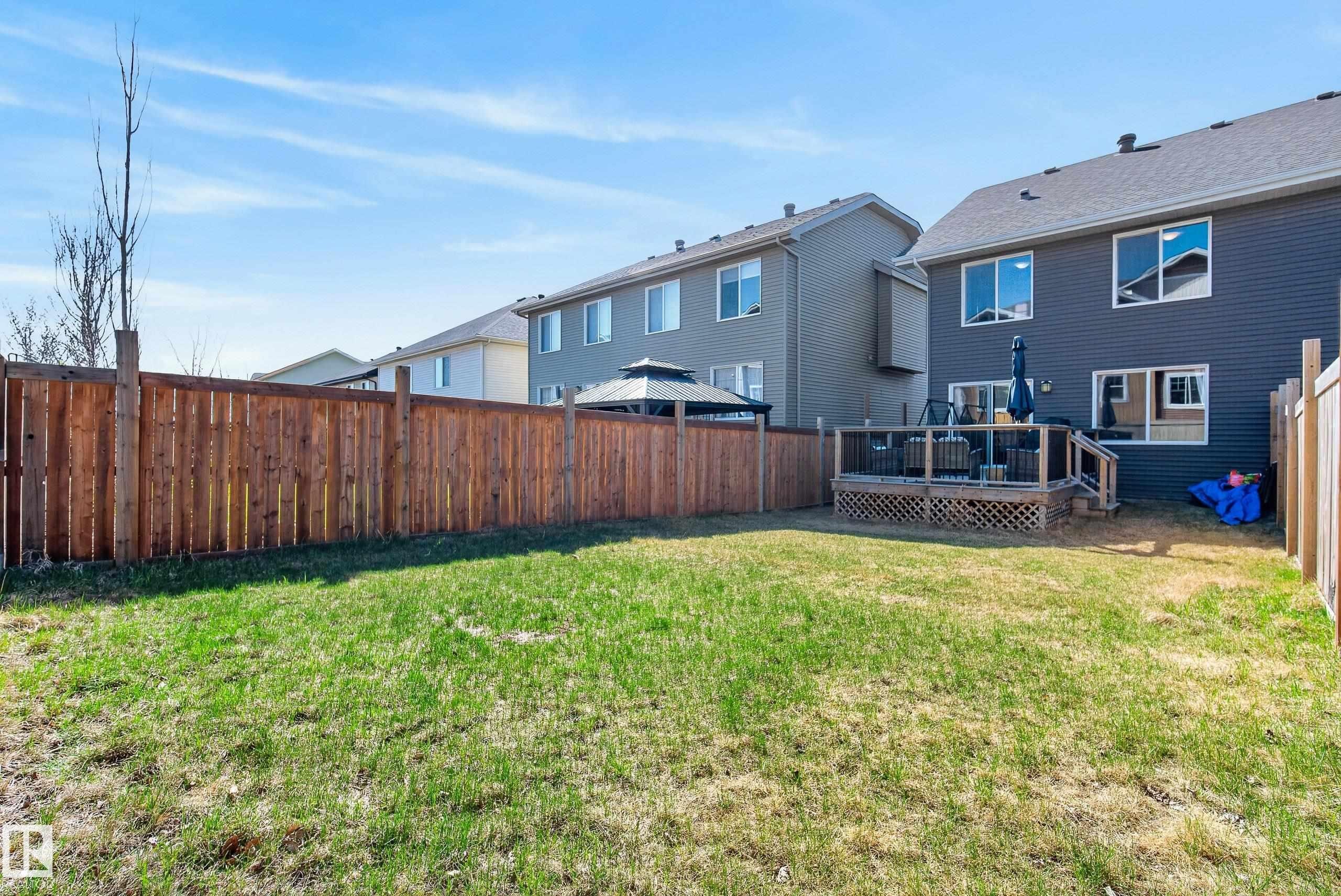 757 Eagleson Crescent, Edmonton, AB