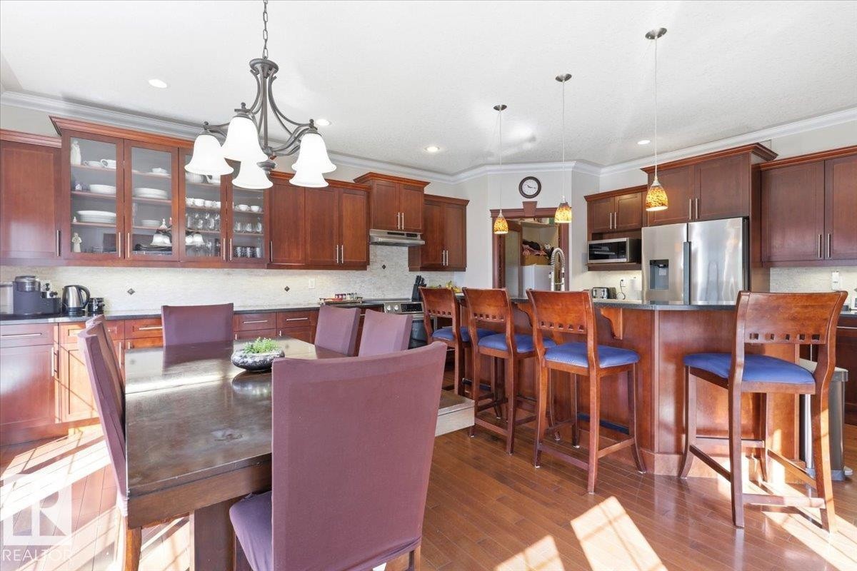 30 Ravine Drive, Devon, AB - Indoor