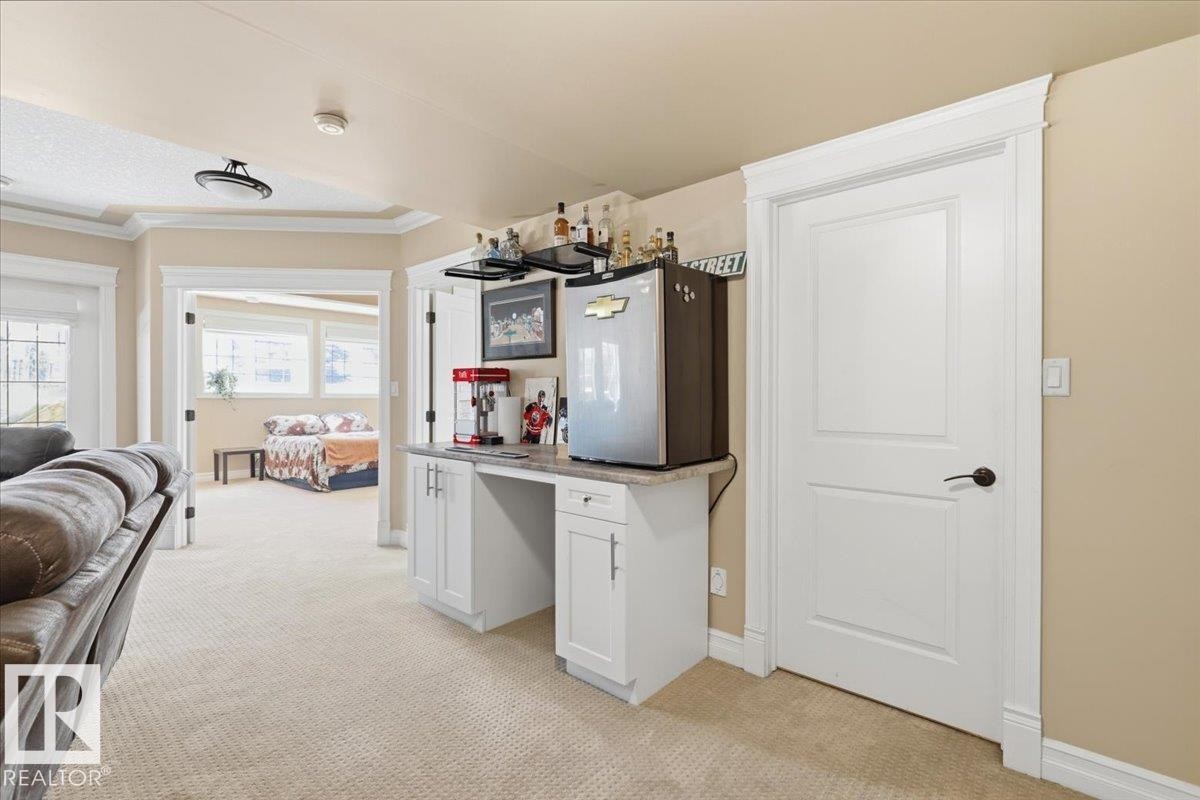 30 Ravine Drive, Devon, AB - Indoor