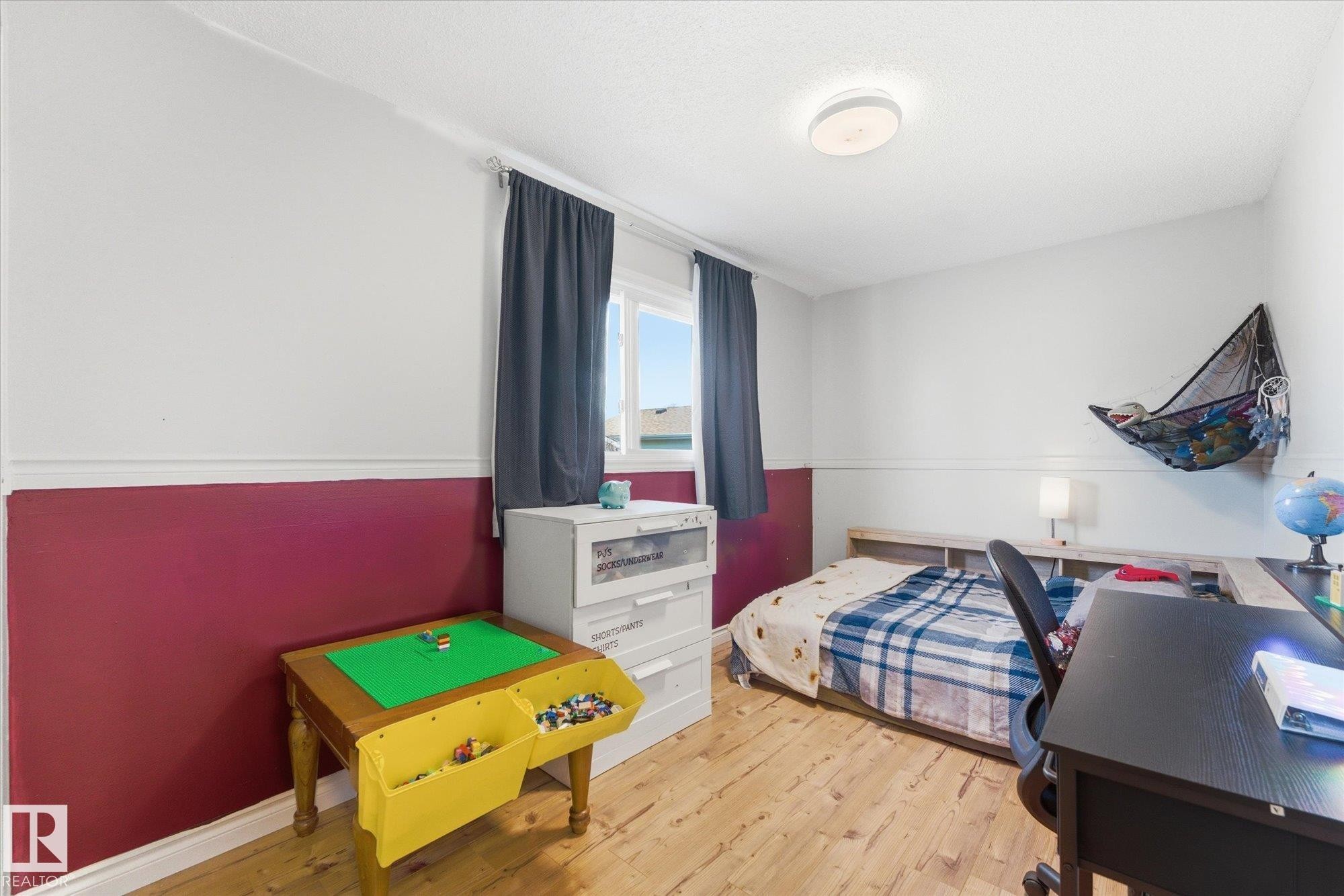 3rd bedroom - 5702 50 Street, Stony Plain, AB - Indoor Photo Showing Bedroom