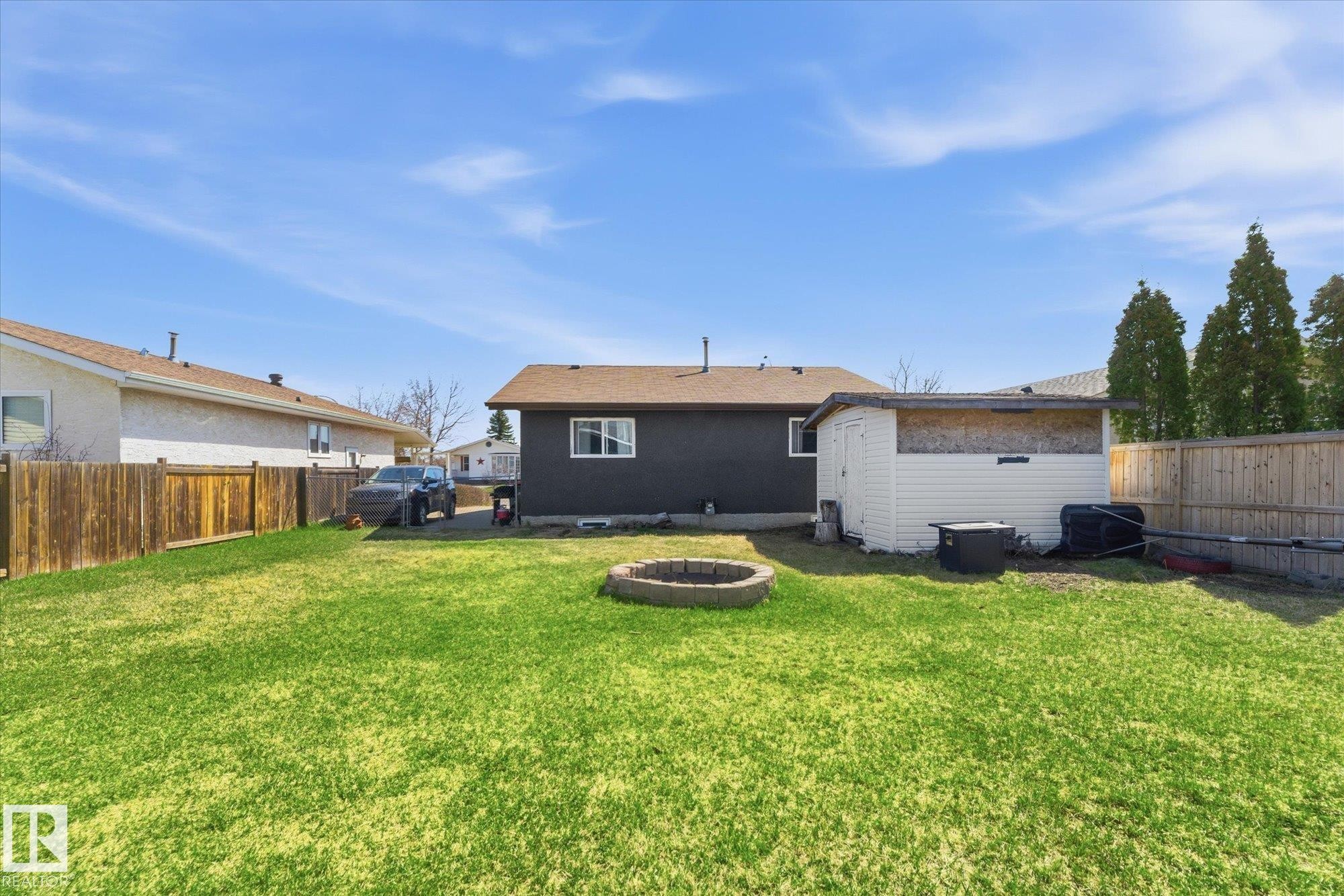 5702 50 Street, Stony Plain, AB - Outdoor With Backyard With Exterior