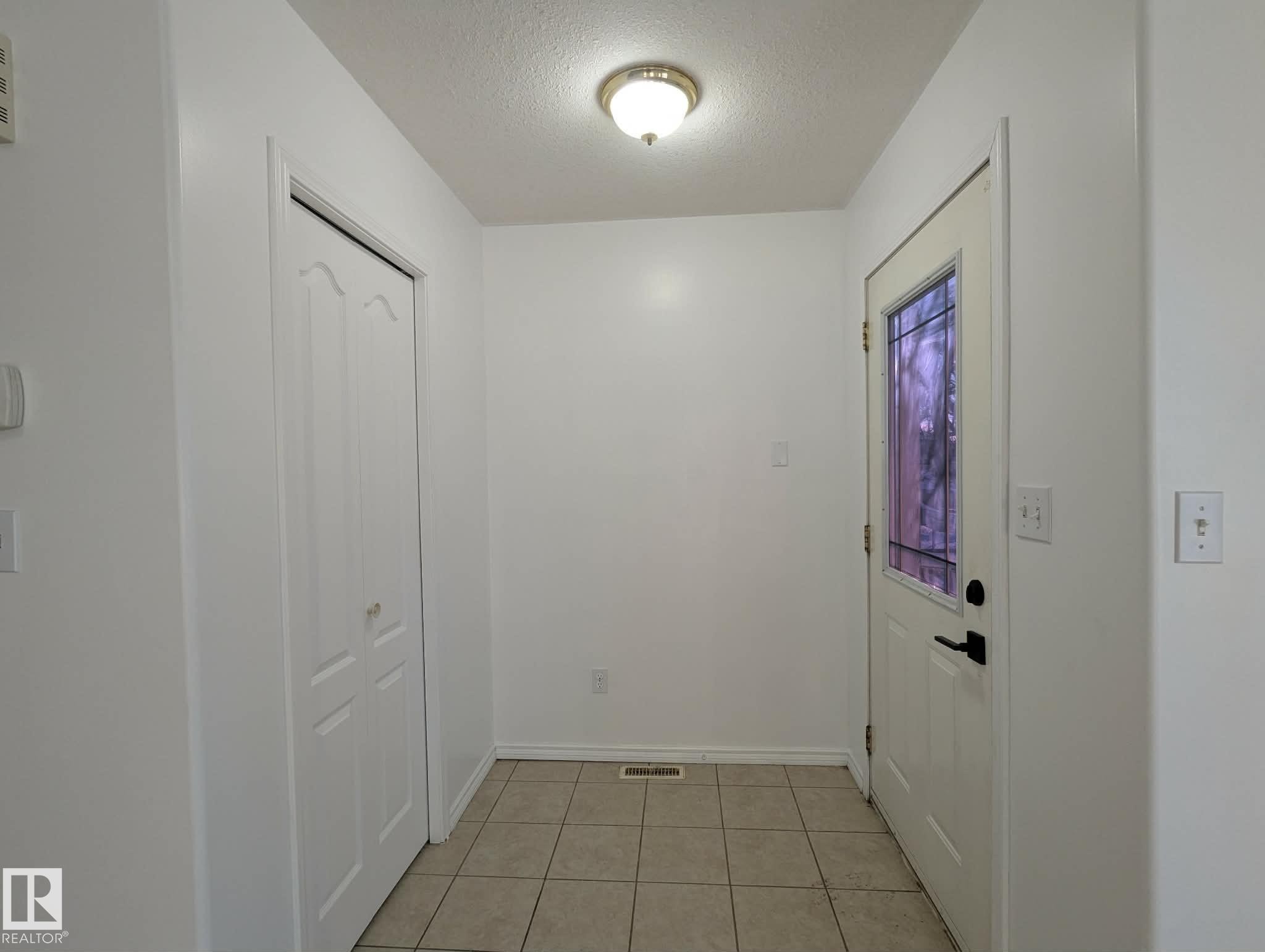 11725 83 Street, Edmonton, AB - Indoor Photo Showing Other Room