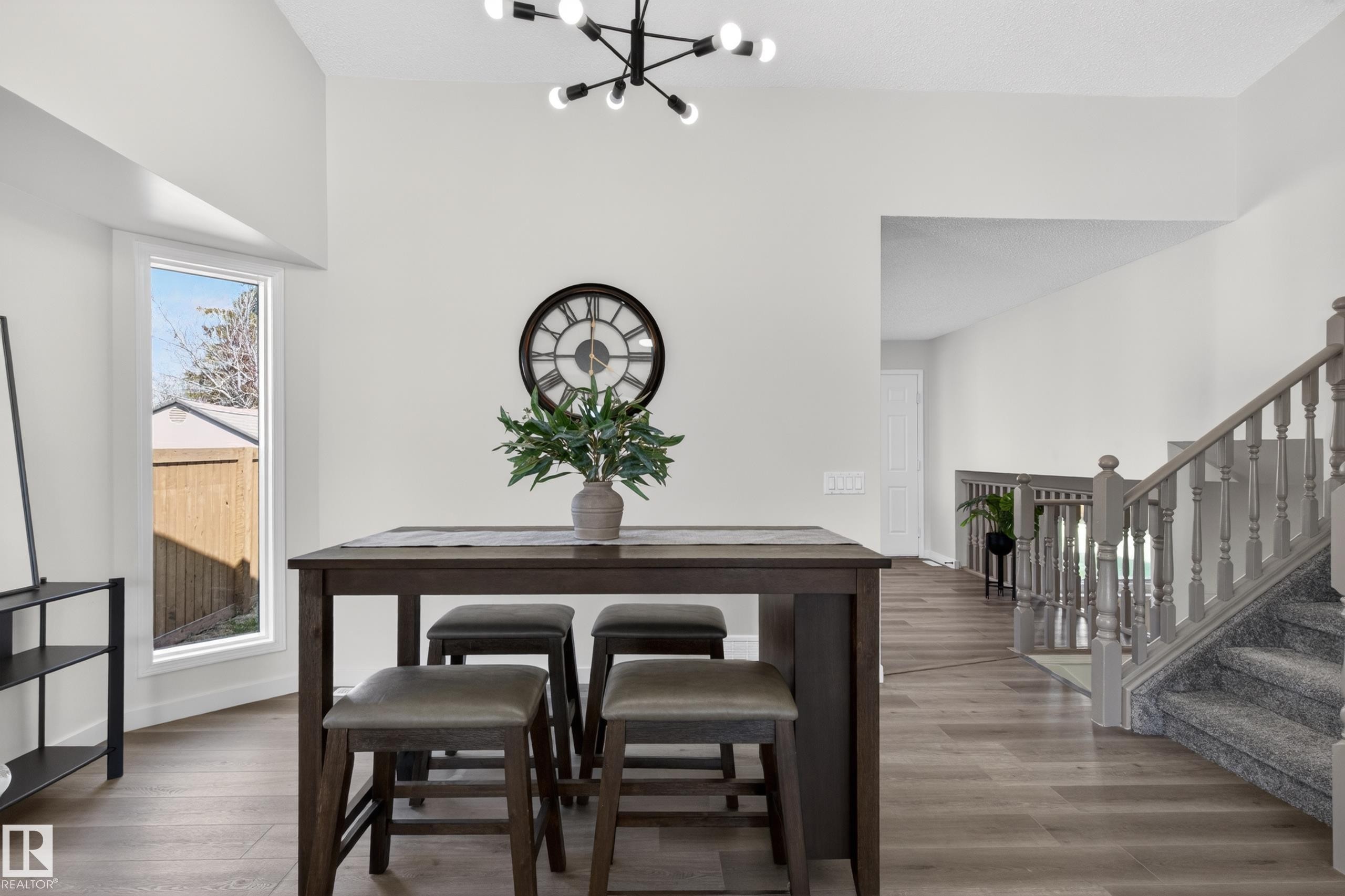 15323 72 Street, Edmonton, AB - Indoor Photo Showing Dining Room