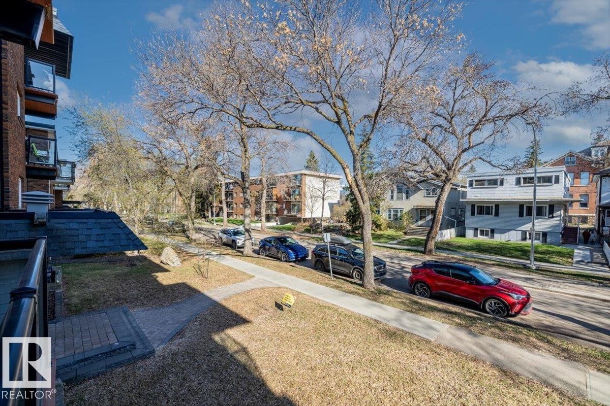 201 10547 83 Avenue, Edmonton, AB - Outdoor