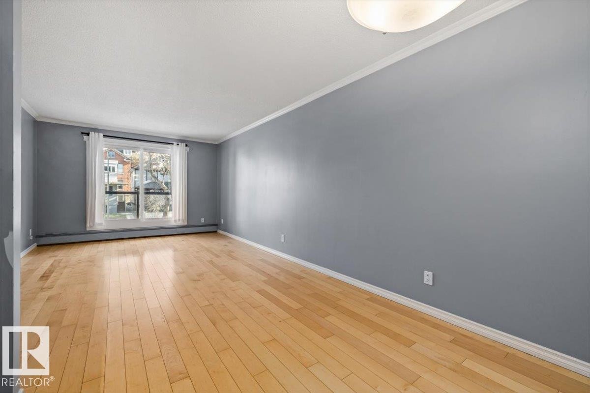 201 10547 83 Avenue, Edmonton, AB - Indoor Photo Showing Other Room