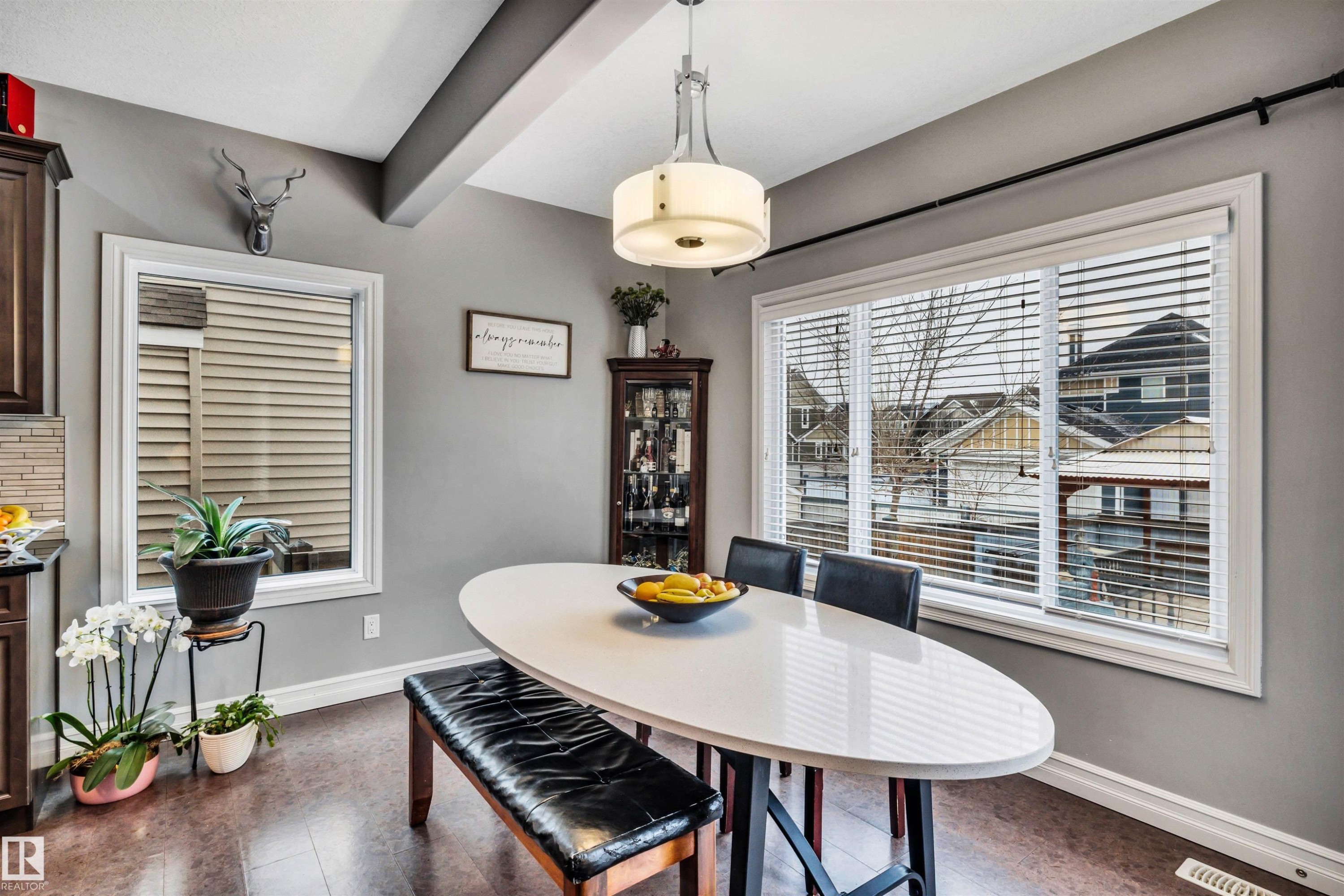 7728 18 Avenue, Edmonton, AB - Indoor Photo Showing Dining Room