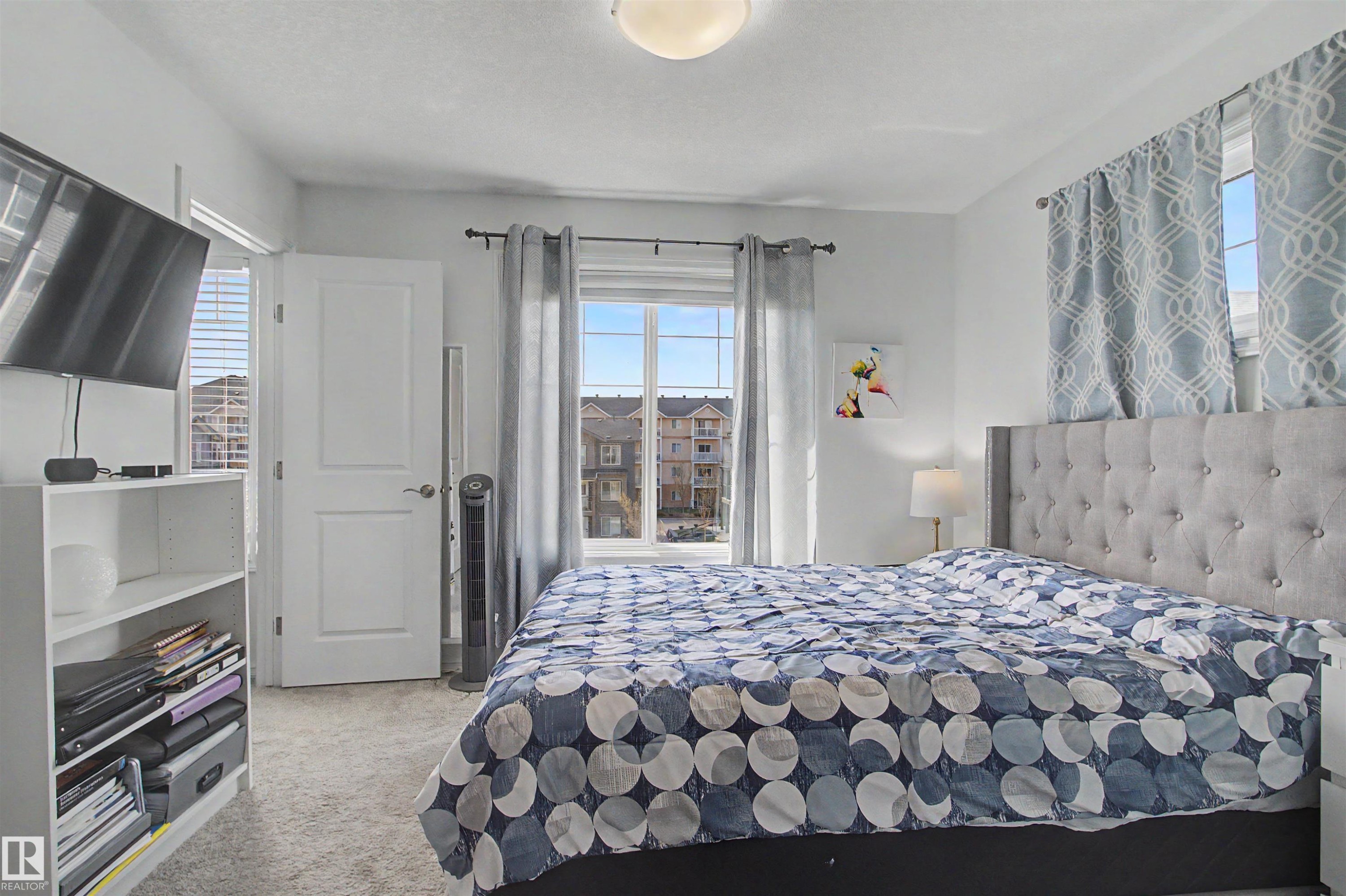 #30 3025 151 Av Nw, Edmonton, AB - Indoor Photo Showing Bedroom
