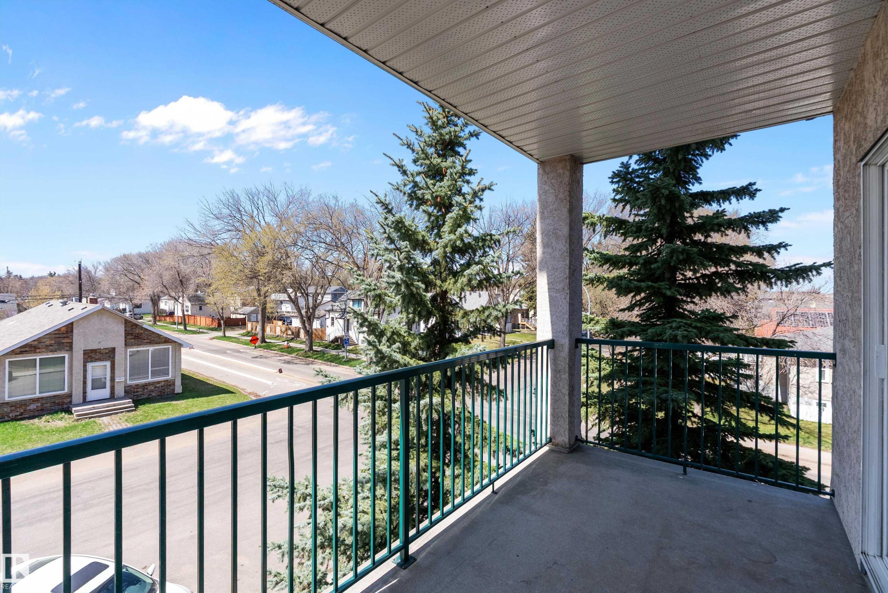325 11325 83 Street, Edmonton, AB - Outdoor With Exterior