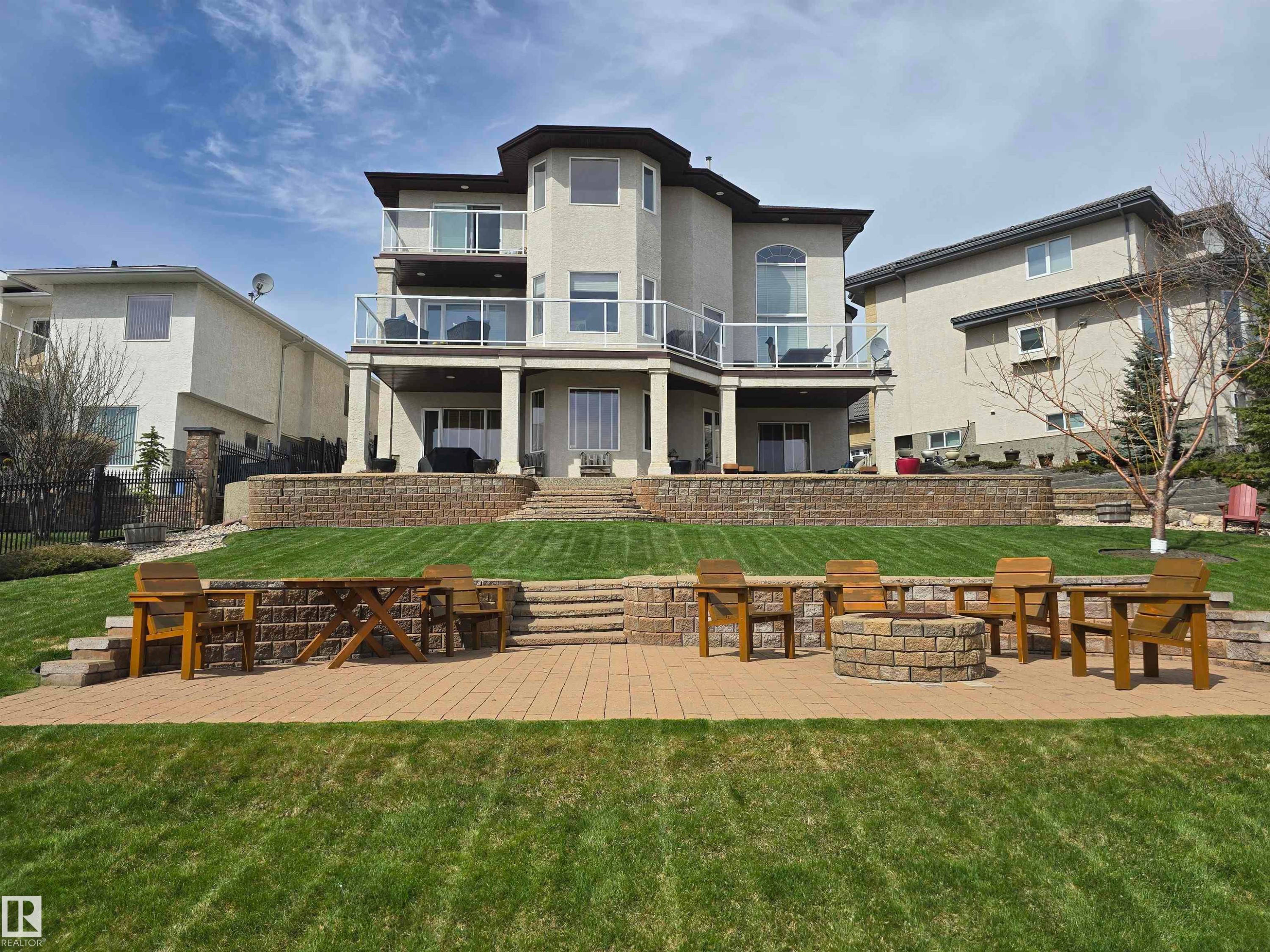 7429 162 Avenue Nw, Edmonton, AB - Outdoor With Balcony