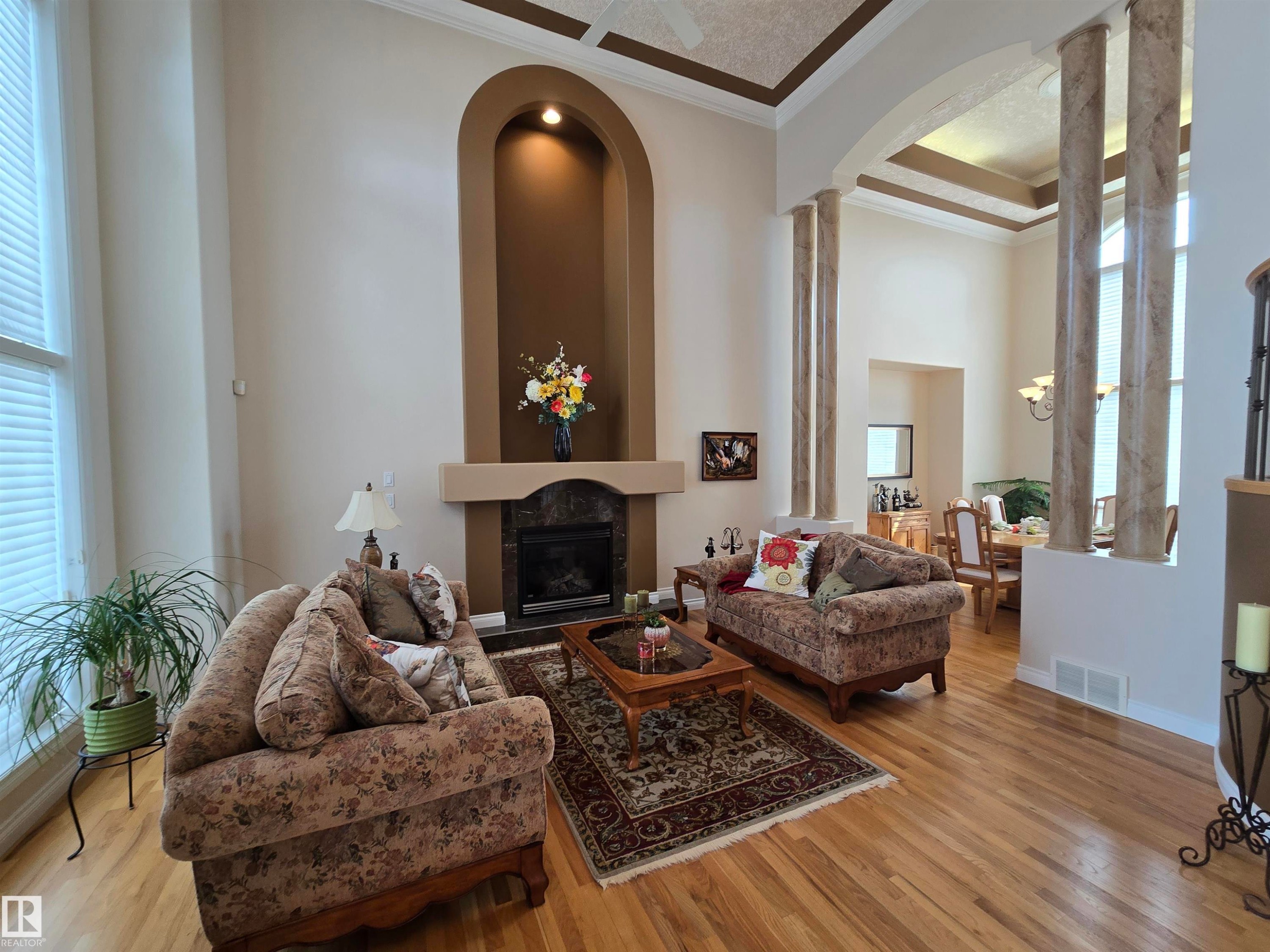 7429 162 Avenue Nw, Edmonton, AB - Indoor Photo Showing Living Room With Fireplace