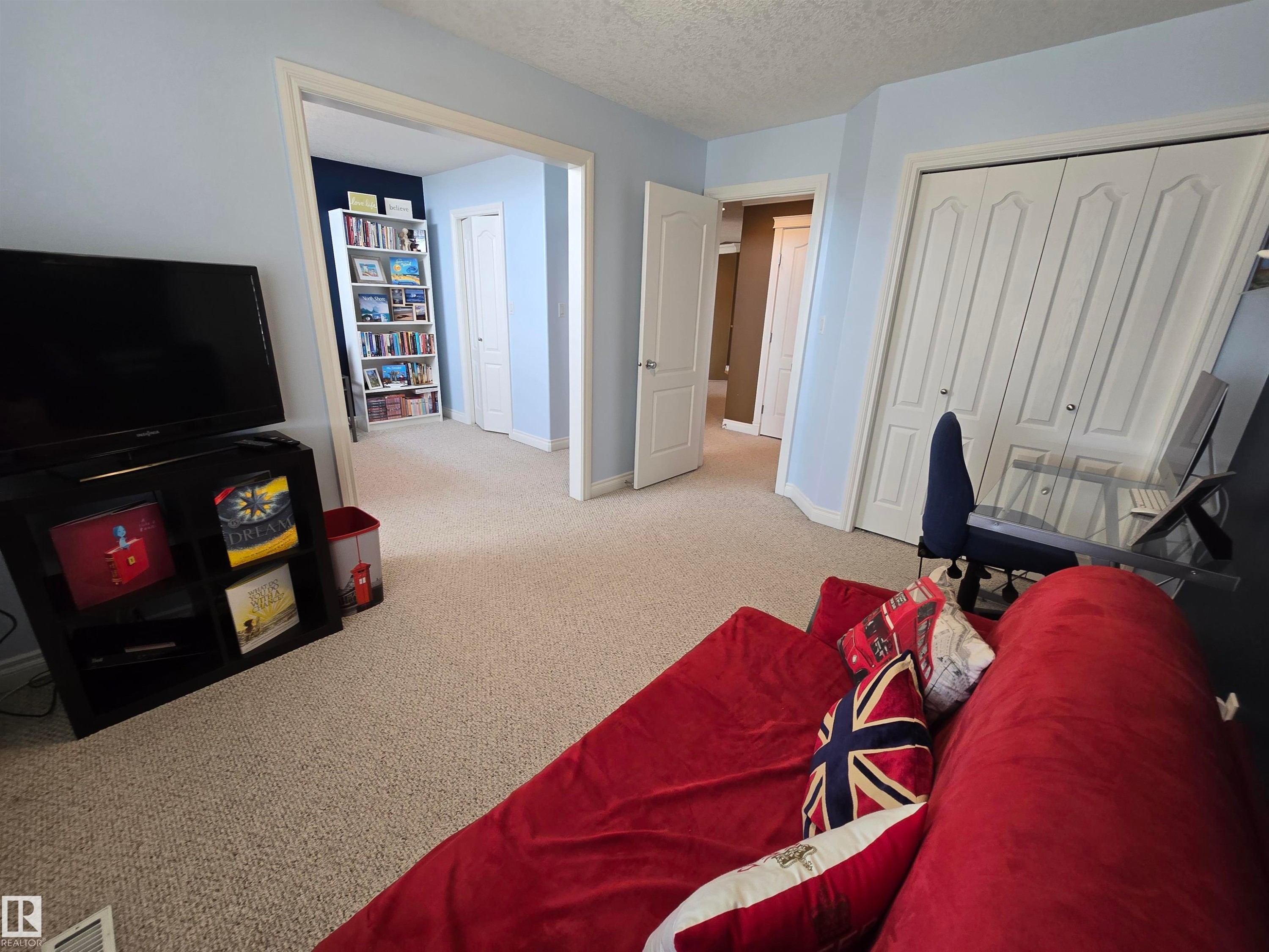 7429 162 Avenue Nw, Edmonton, AB - Indoor