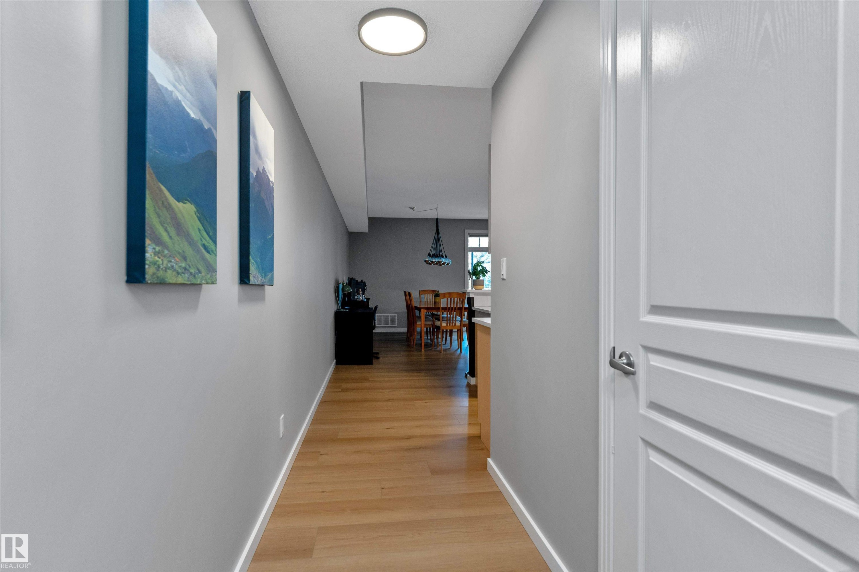 303 9828 112 Street, Edmonton, AB - Indoor Photo Showing Other Room