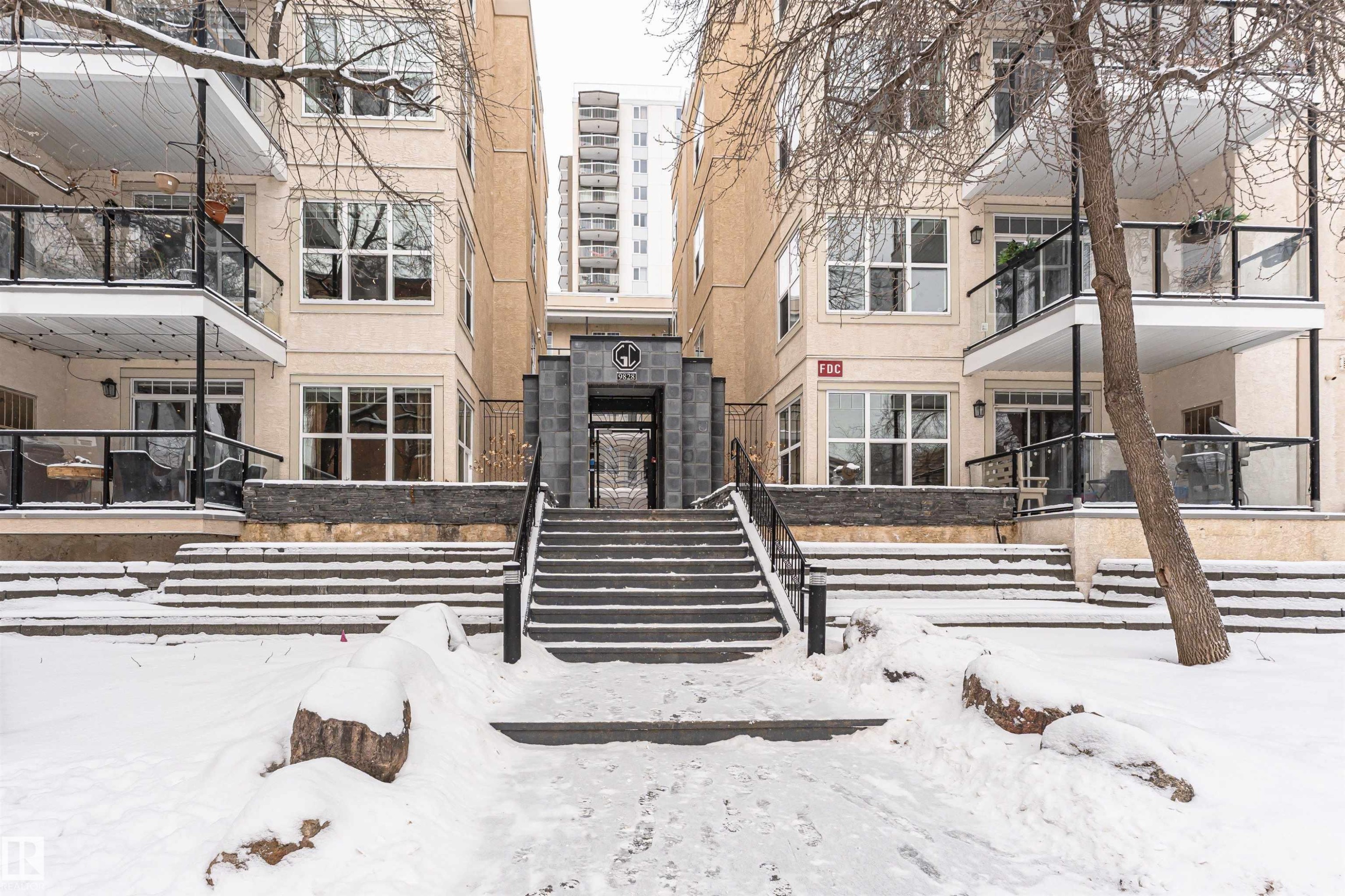 303 9828 112 Street, Edmonton, AB - Outdoor With Balcony