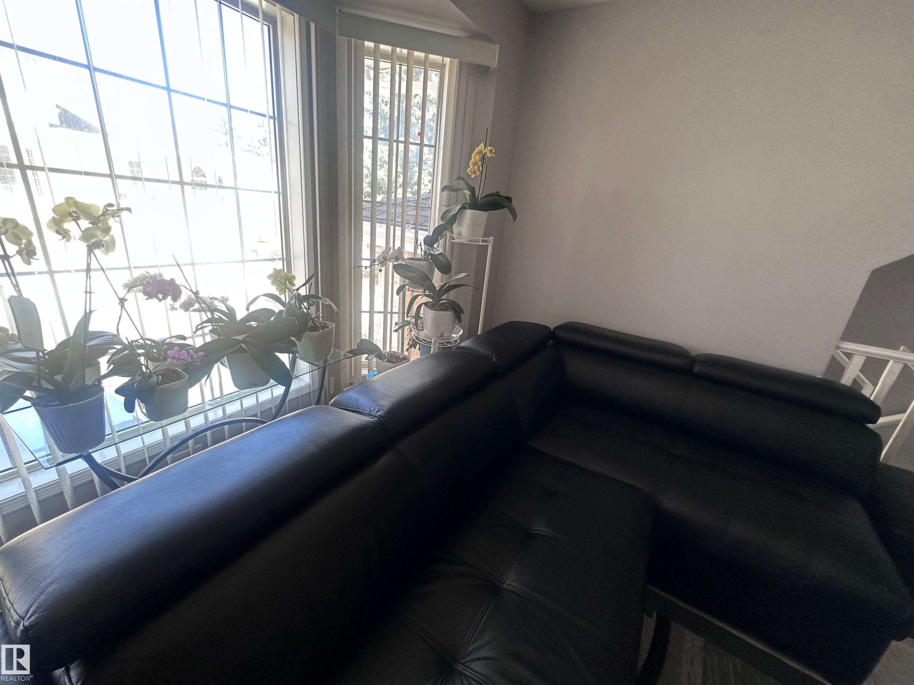 1636 Jamha Road, Edmonton, AB - Indoor Photo Showing Other Room