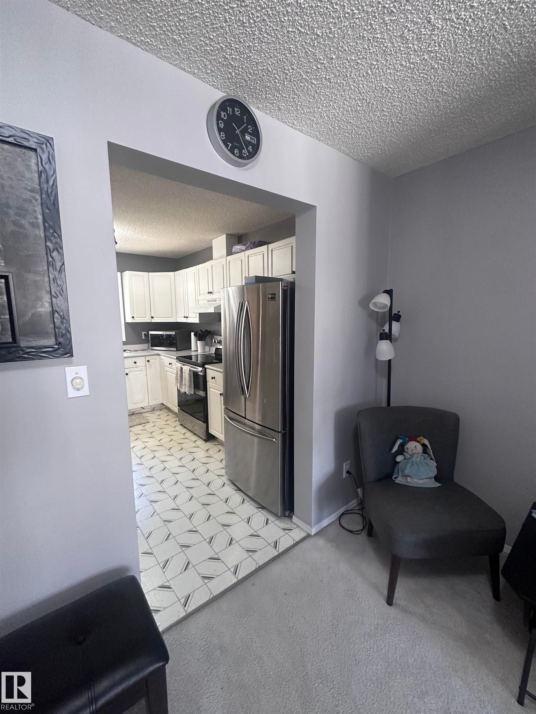 1636 Jamha Road, Edmonton, AB - Indoor