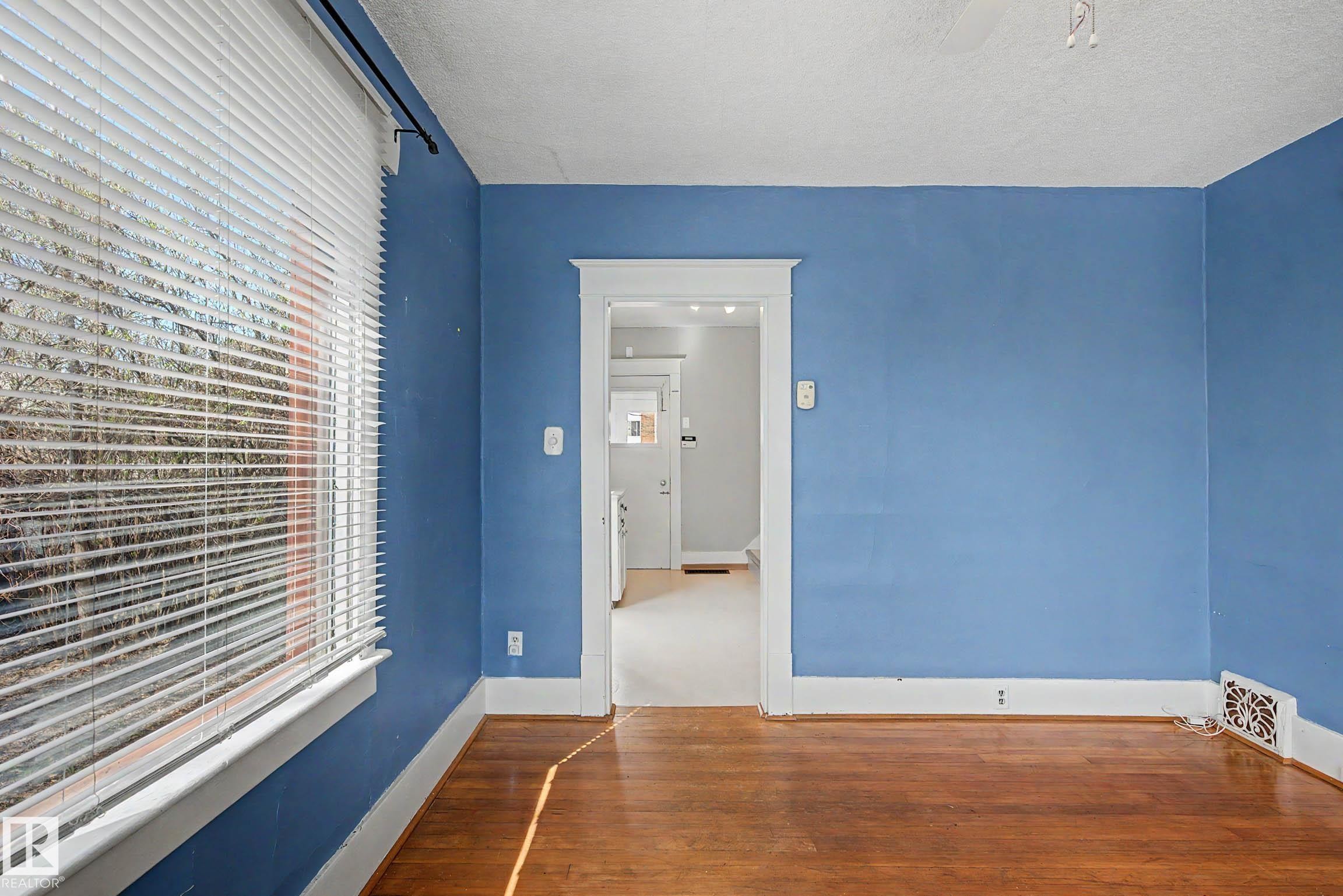 11634 123 Street, Edmonton, AB - Indoor Photo Showing Other Room