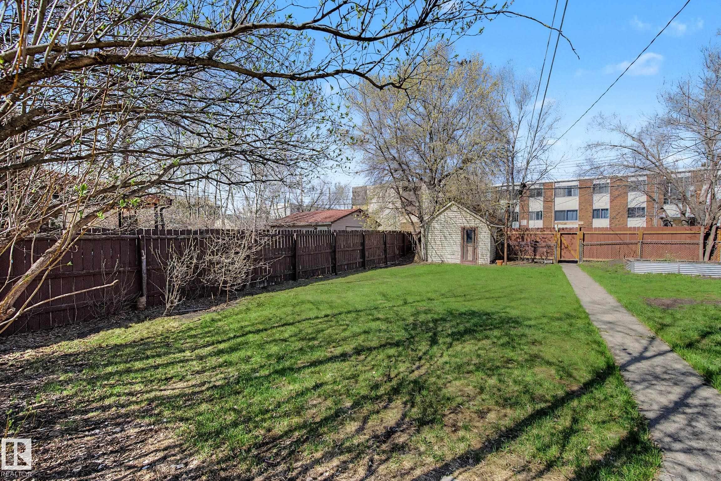 11634 123 Street, Edmonton, AB - Outdoor