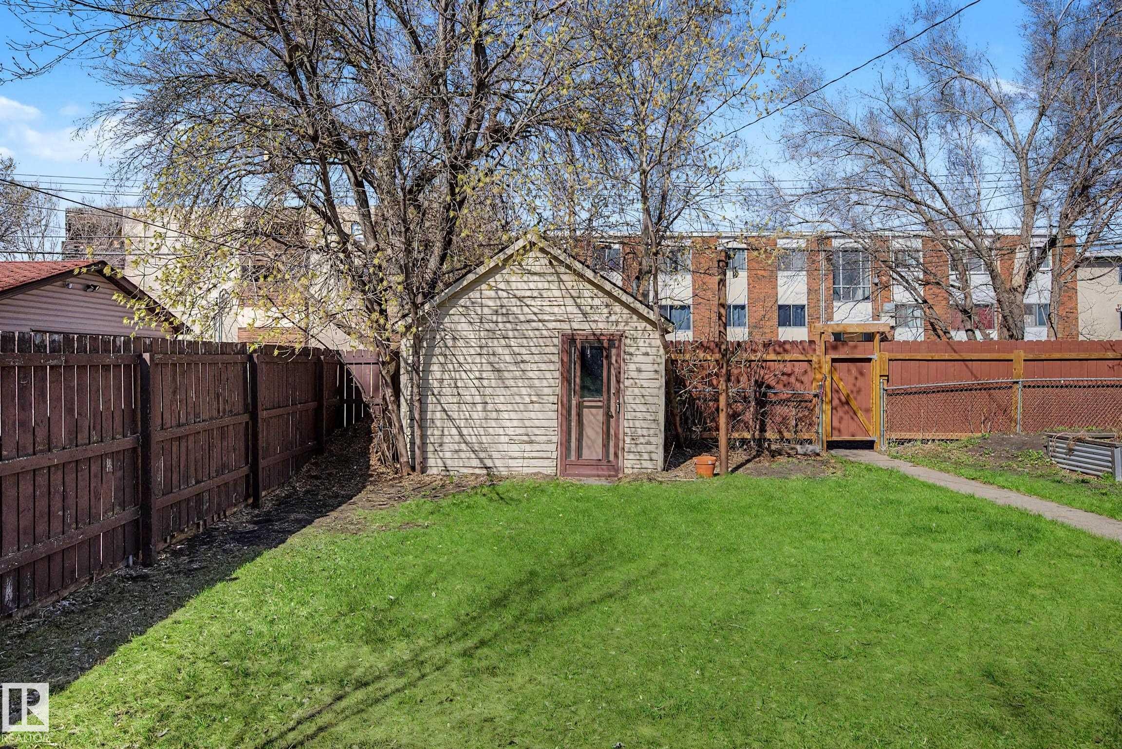 11634 123 Street, Edmonton, AB - Outdoor