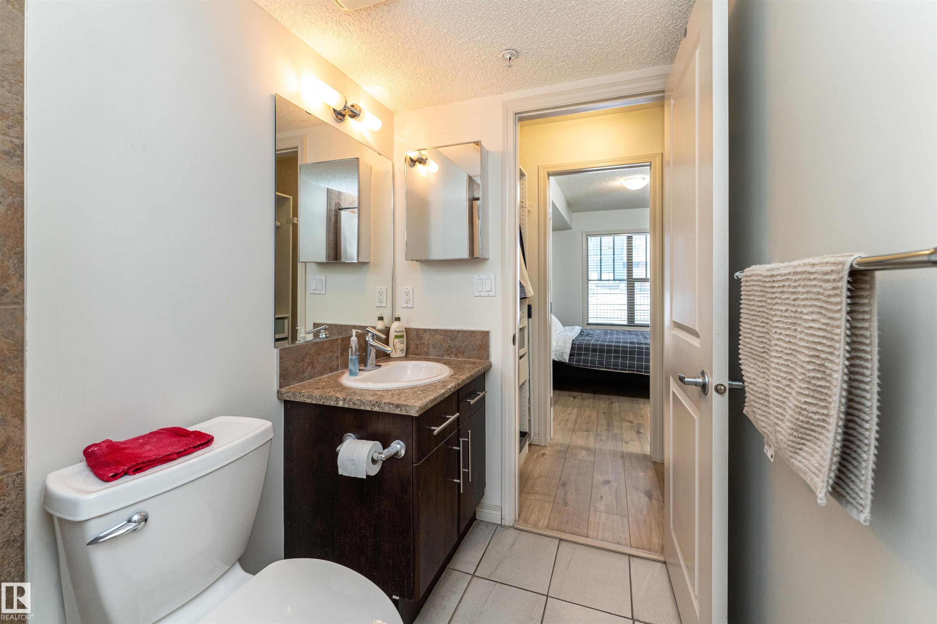 #108 103 Ambleside Dr Sw, Edmonton, AB - Indoor Photo Showing Bathroom