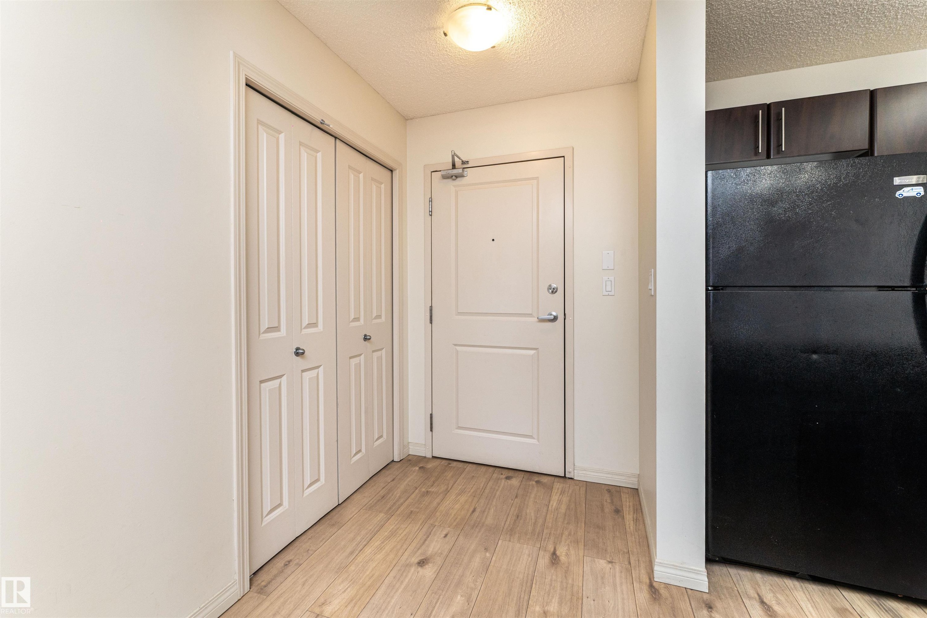 #108 103 Ambleside Dr Sw, Edmonton, AB - Indoor Photo Showing Other Room