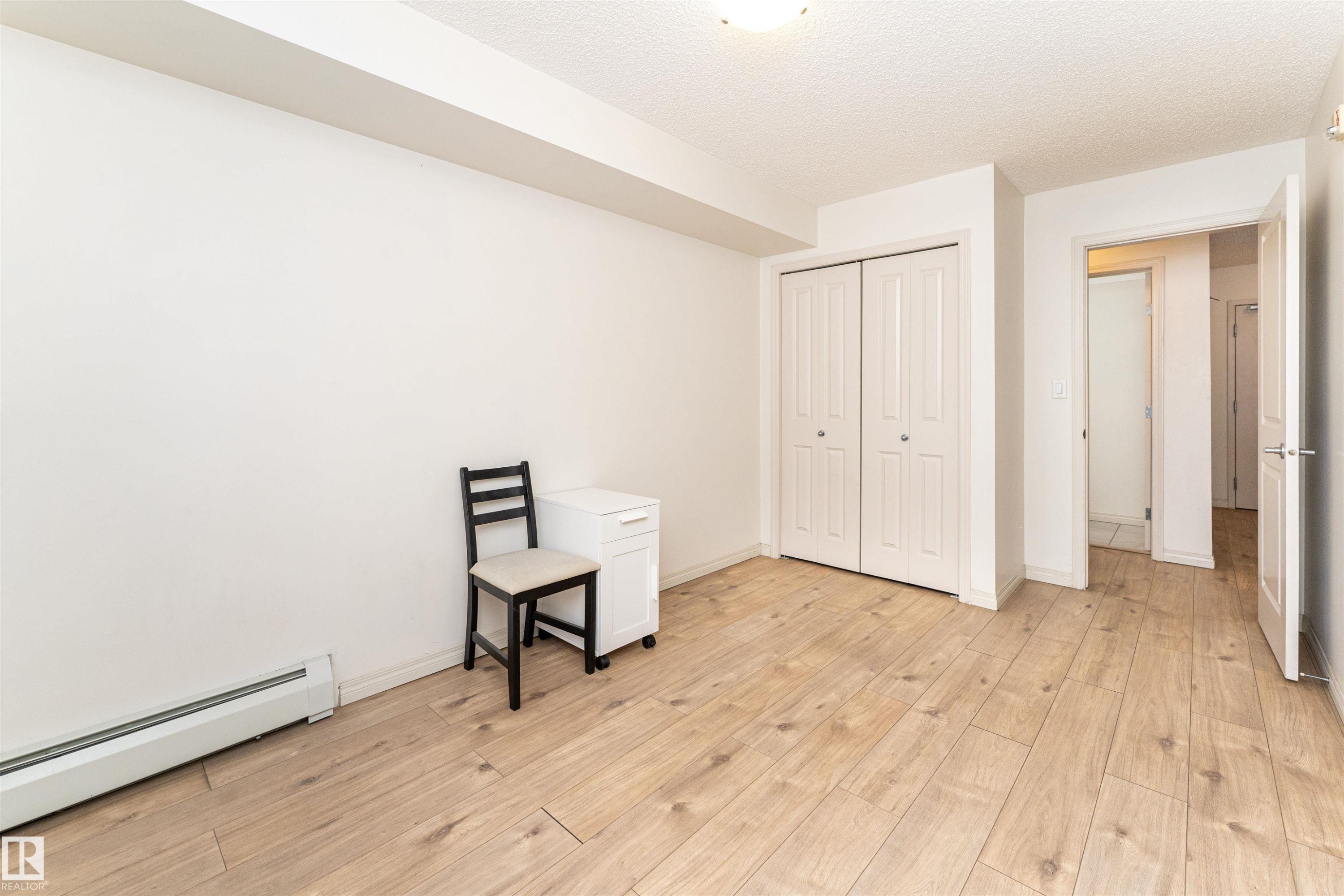 #108 103 Ambleside Dr Sw, Edmonton, AB - Indoor Photo Showing Other Room